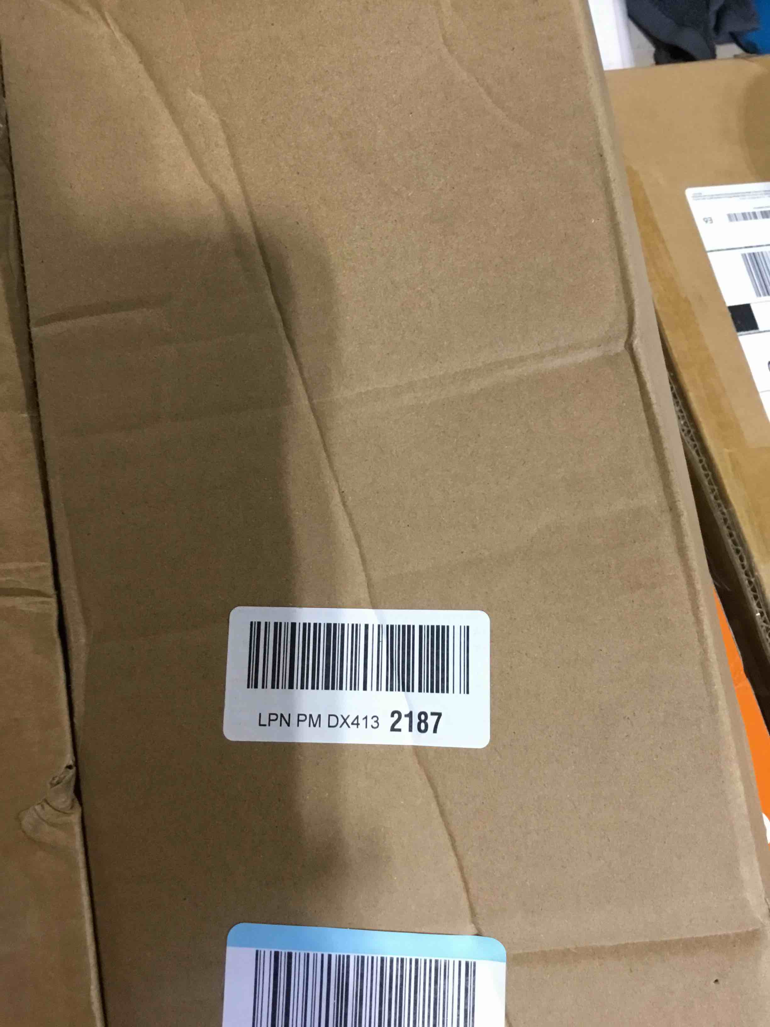 https://s3.amazonaws.com/lotting-images-prod/bidfta/PNK2584286_1750793009327.jpeg
