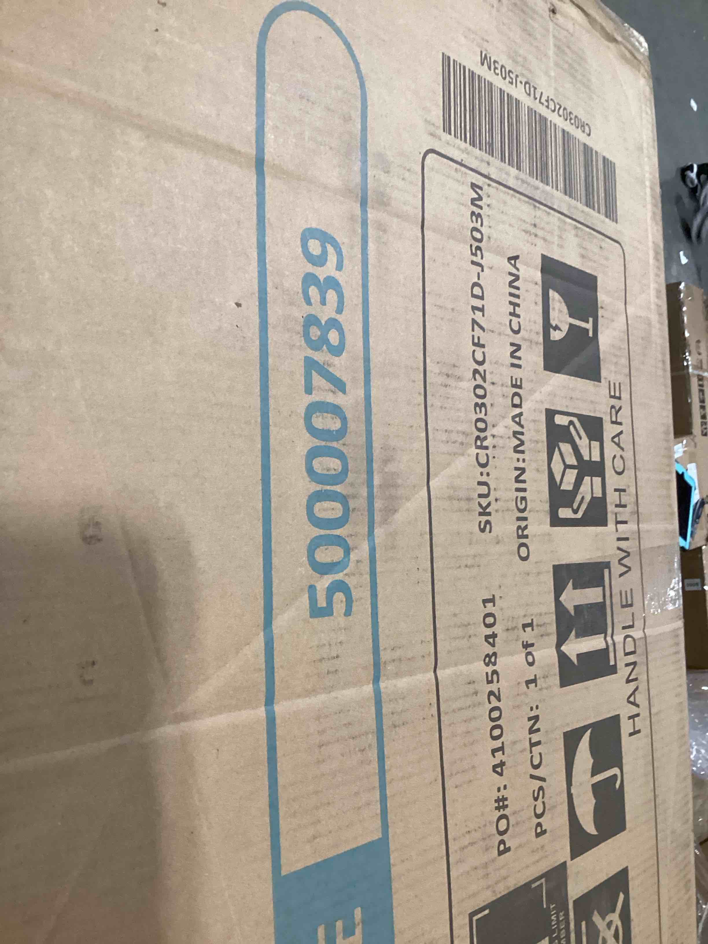 https://s3.amazonaws.com/lotting-images-prod/bidfta/PNK2584369_1750861261659.jpeg