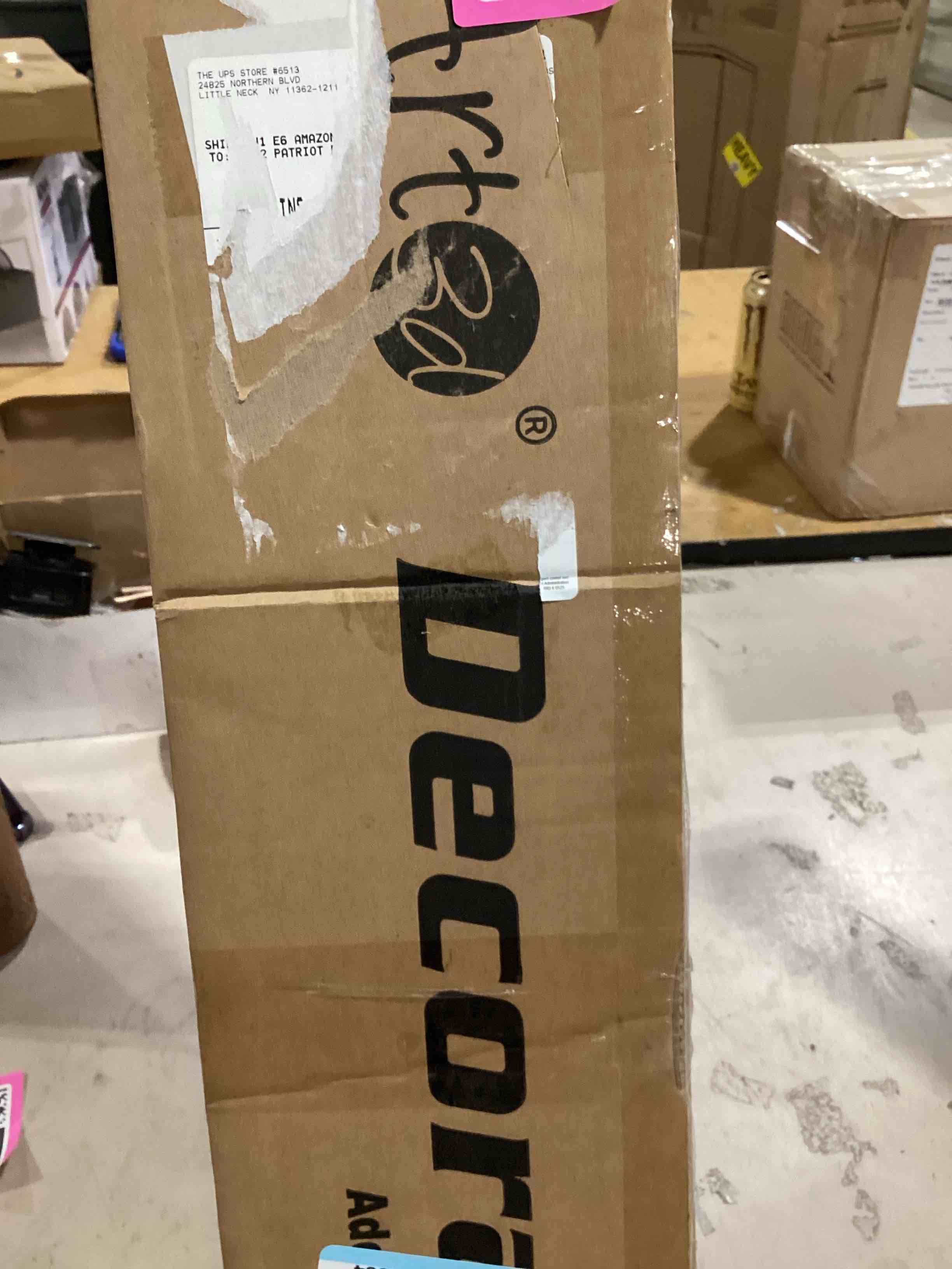 https://s3.amazonaws.com/lotting-images-prod/bidfta/PNK2584875_1751542392199.jpeg