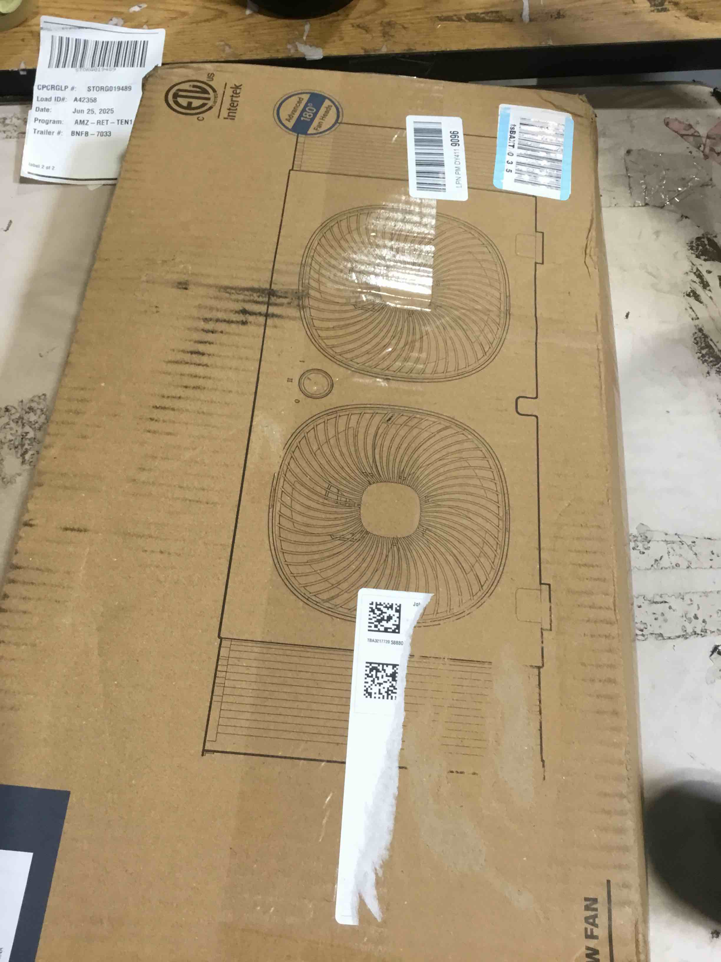 https://s3.amazonaws.com/lotting-images-prod/bidfta/PNK2585180_1751567249847.jpeg