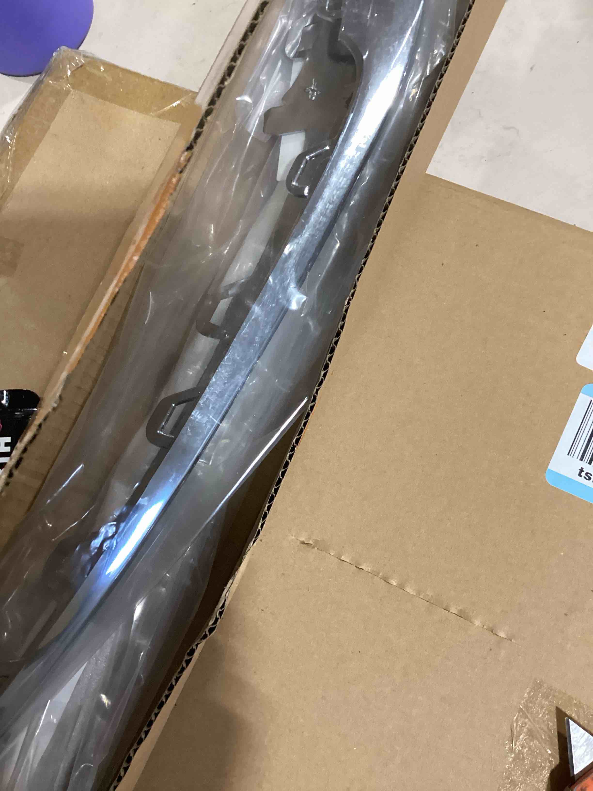 https://s3.amazonaws.com/lotting-images-prod/bidfta/PNK2585213_1751887706970.jpeg