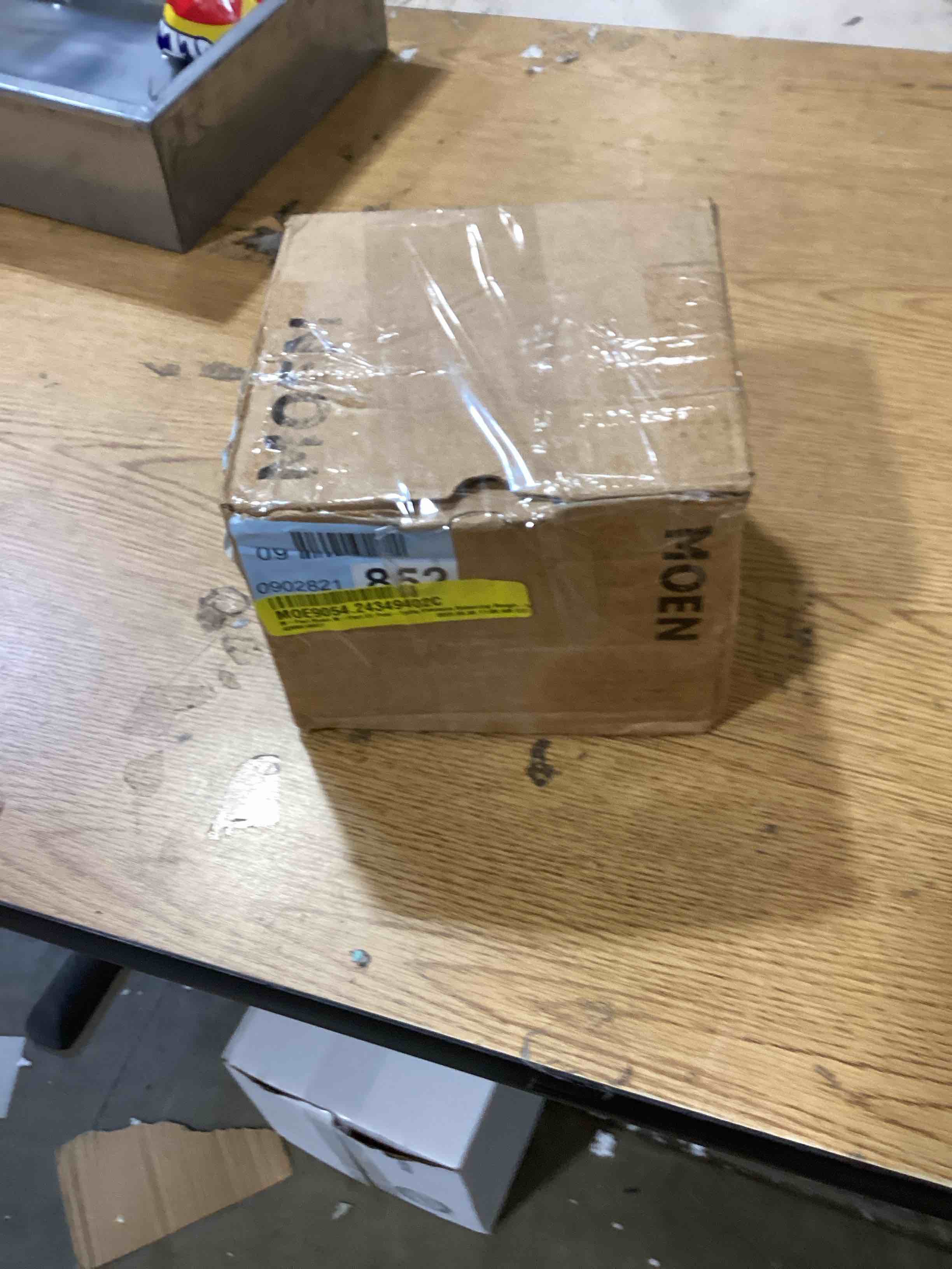 https://s3.amazonaws.com/lotting-images-prod/bidfta/PNK2585458_1752771878672.jpeg