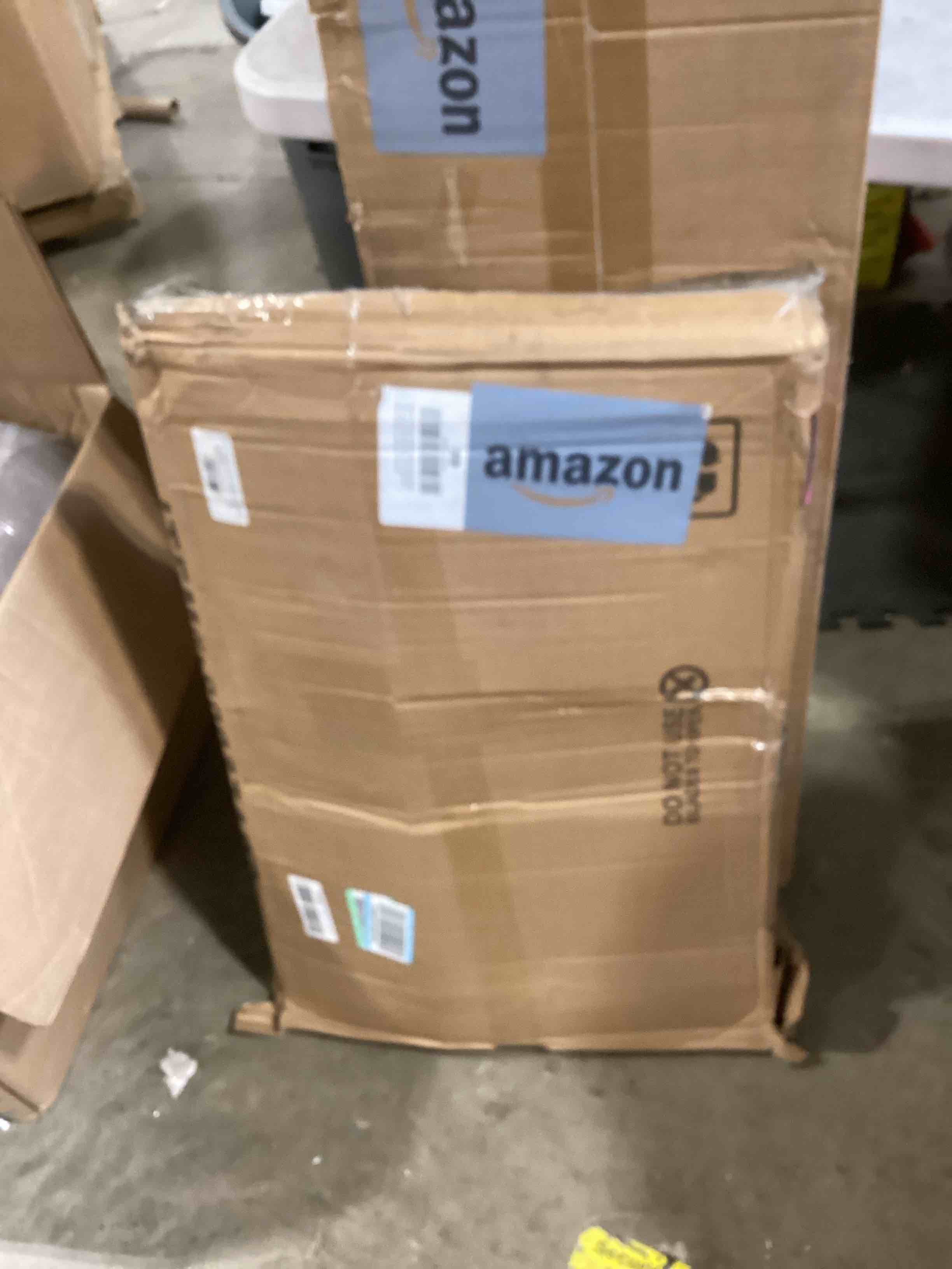 https://s3.amazonaws.com/lotting-images-prod/bidfta/PNK2586476_1754683261176.jpeg