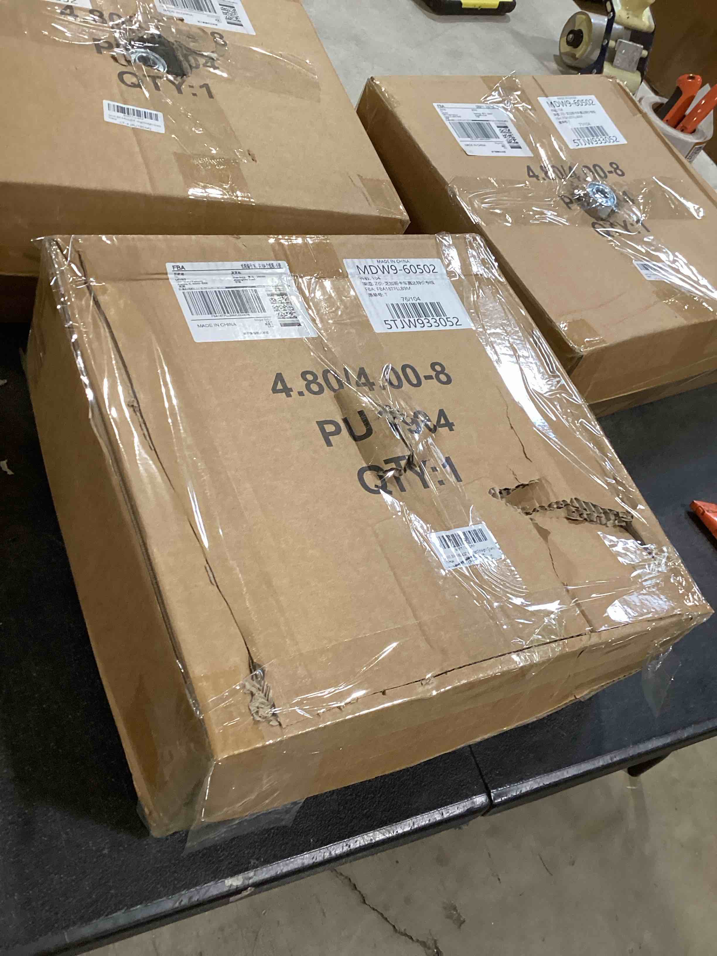 https://s3.amazonaws.com/lotting-images-prod/bidfta/PNK2587075_1746791344548.jpeg
