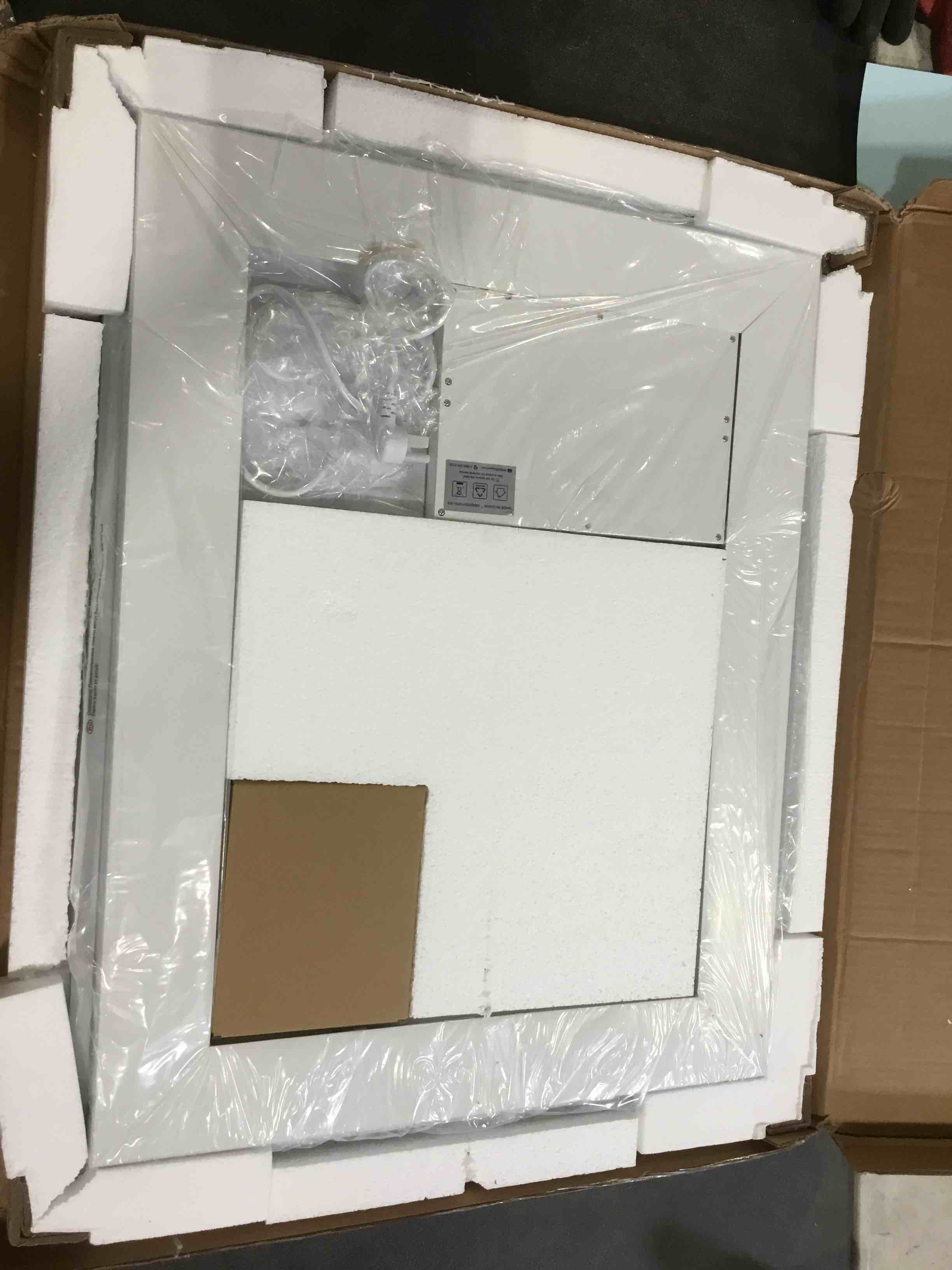 https://s3.amazonaws.com/lotting-images-prod/bidfta/PNK2587164_1746818046414.jpeg
