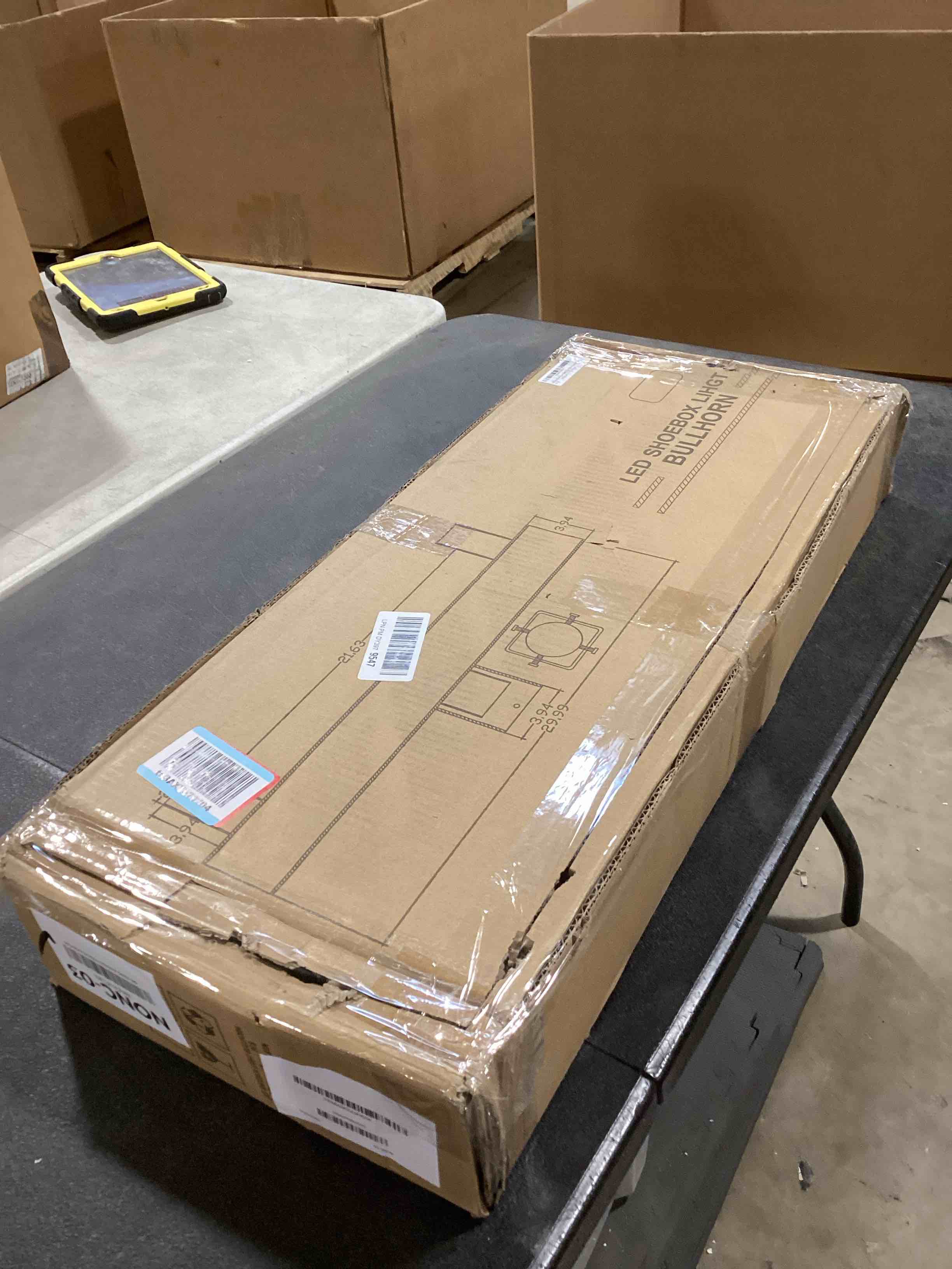 https://s3.amazonaws.com/lotting-images-prod/bidfta/PNK2587312_1747137434662.jpeg