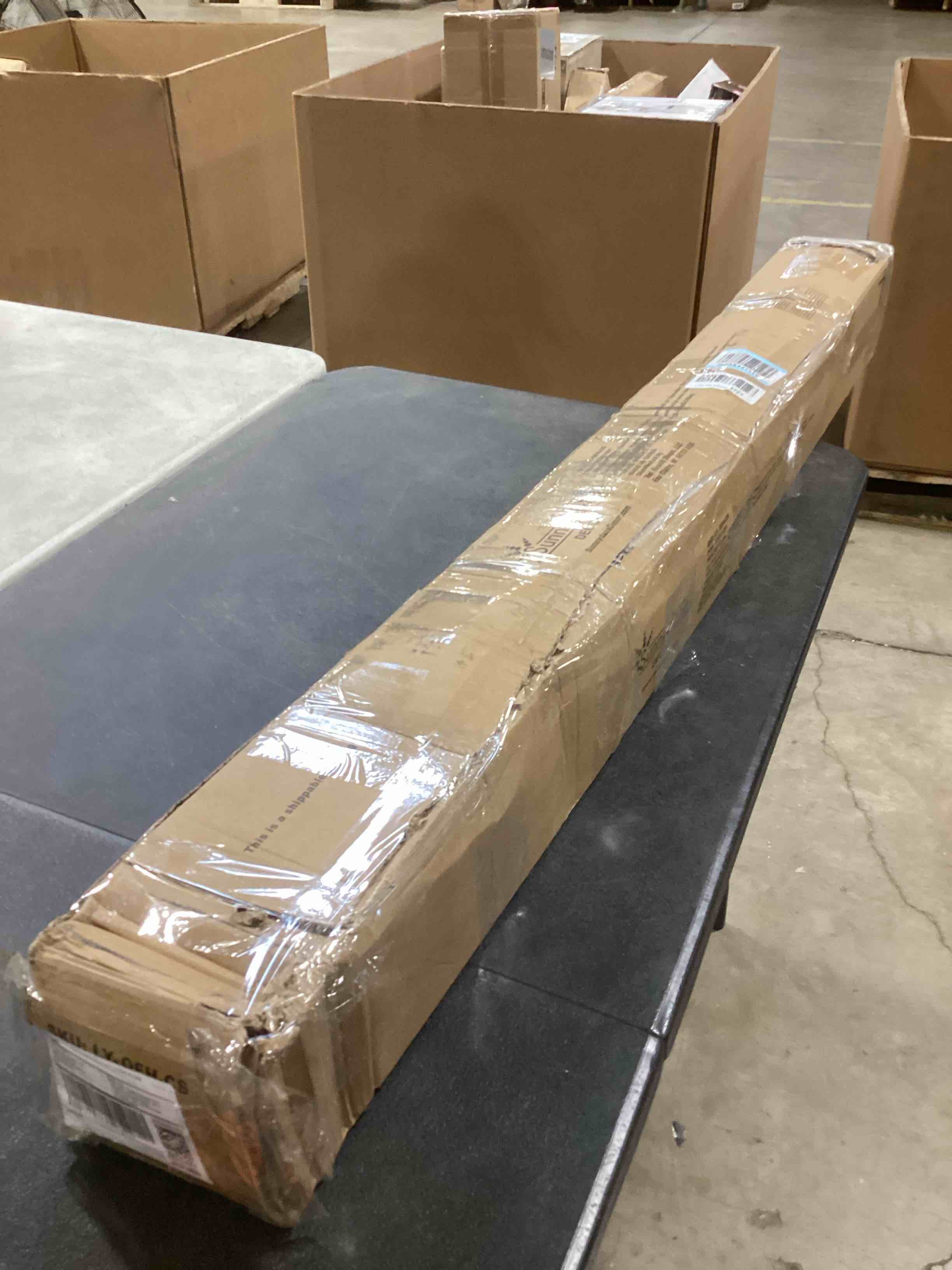 https://s3.amazonaws.com/lotting-images-prod/bidfta/PNK2587324_1747139999723.jpeg
