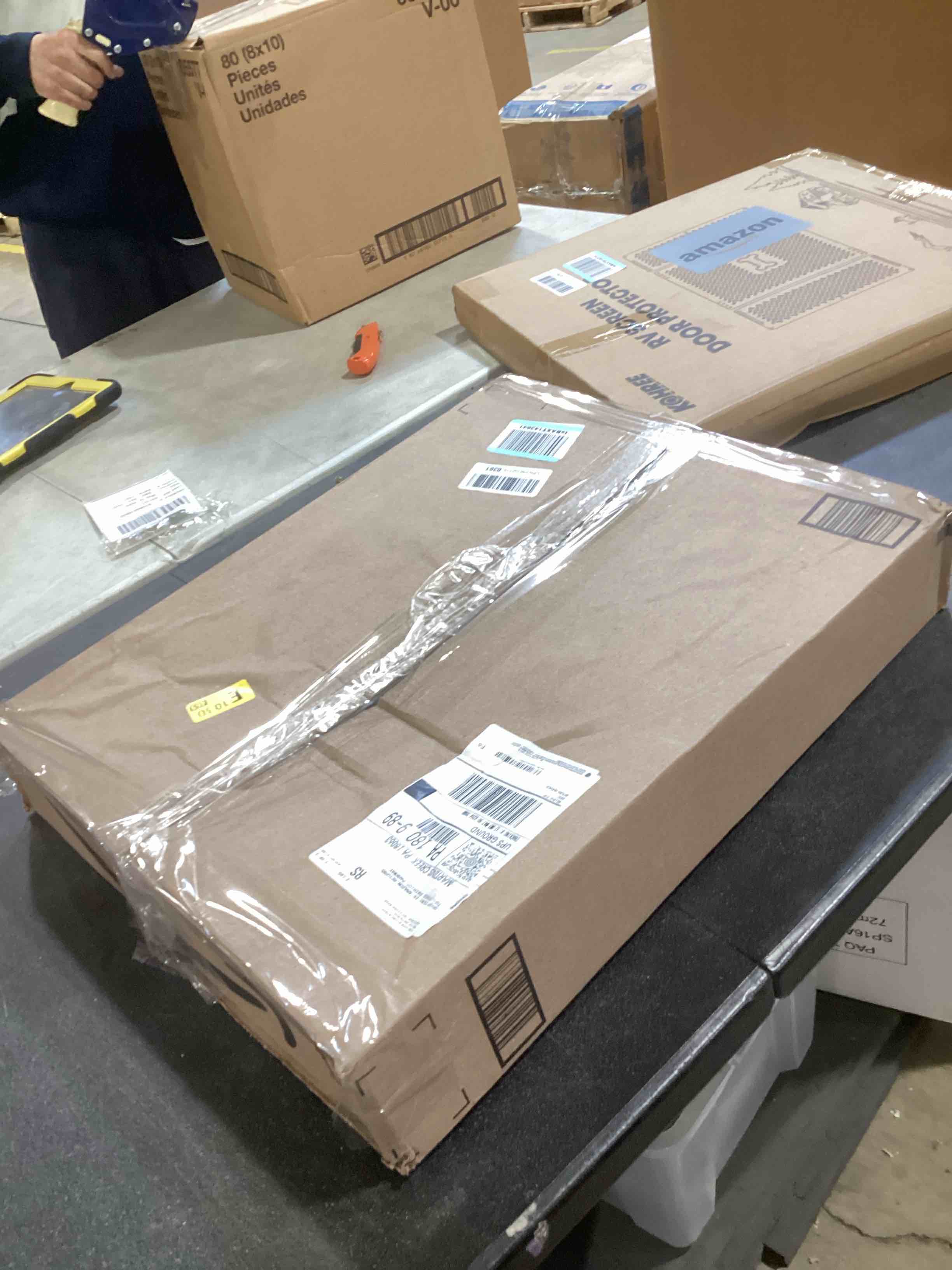 https://s3.amazonaws.com/lotting-images-prod/bidfta/PNK2587356_1747148083308.jpeg
