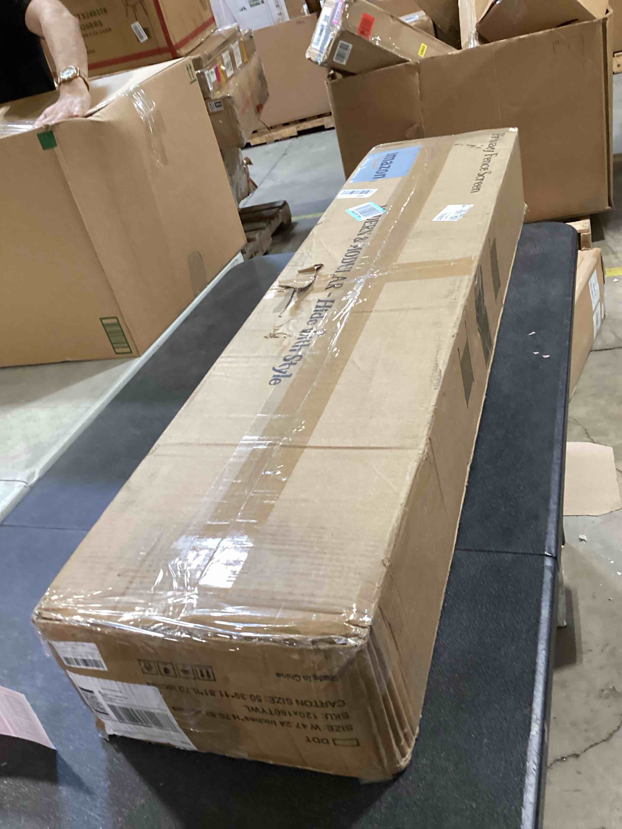 https://s3.amazonaws.com/lotting-images-prod/bidfta/PNK2588262_1748368508425.jpeg