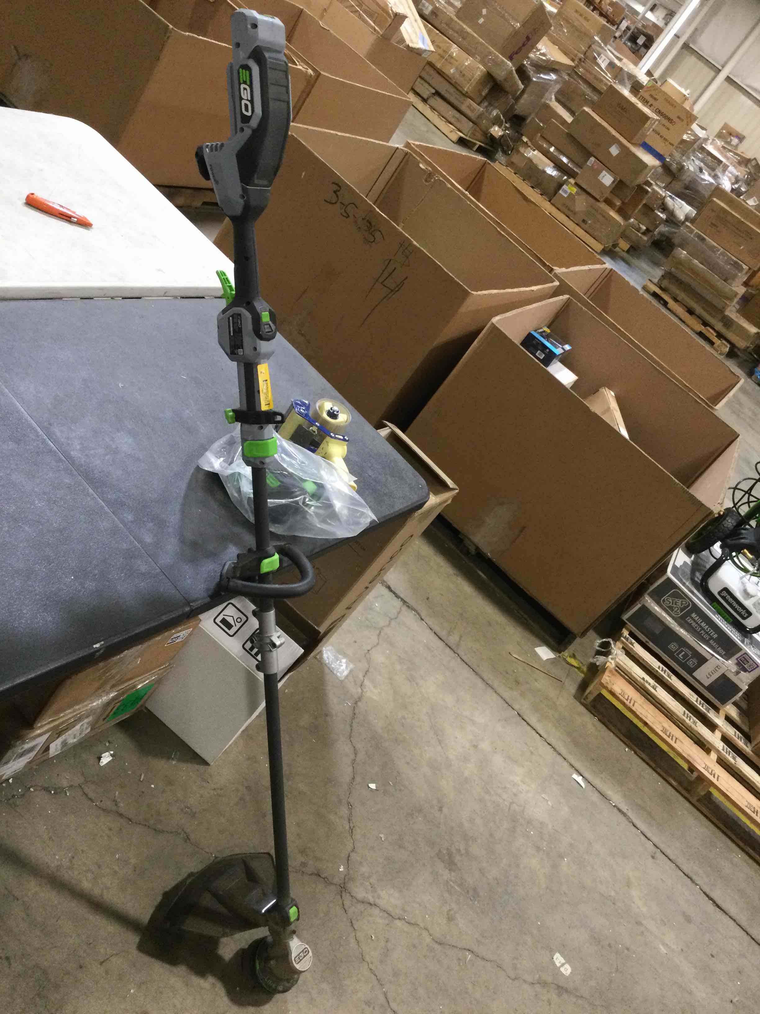 https://s3.amazonaws.com/lotting-images-prod/bidfta/PNK2588668_1748971607530.jpeg