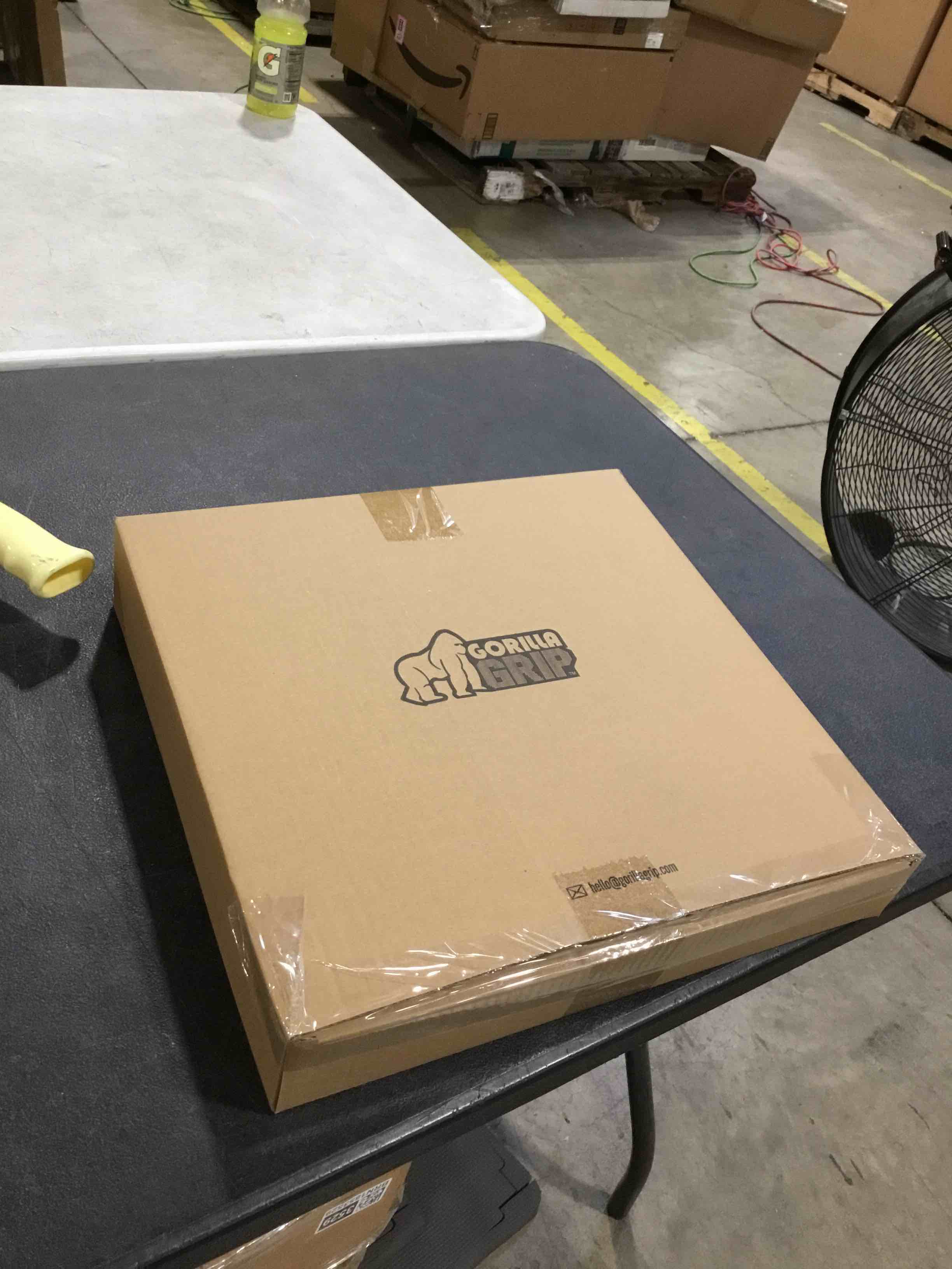 https://s3.amazonaws.com/lotting-images-prod/bidfta/PNK2589519_1750268358186.jpeg