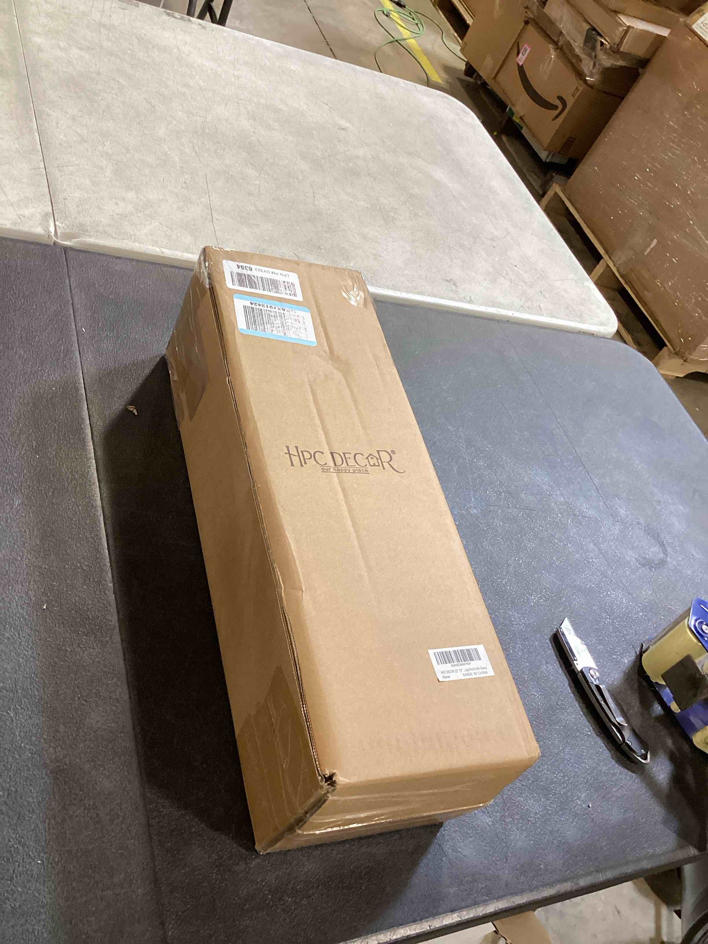 https://s3.amazonaws.com/lotting-images-prod/bidfta/PNK2589581_1750440831060.jpeg