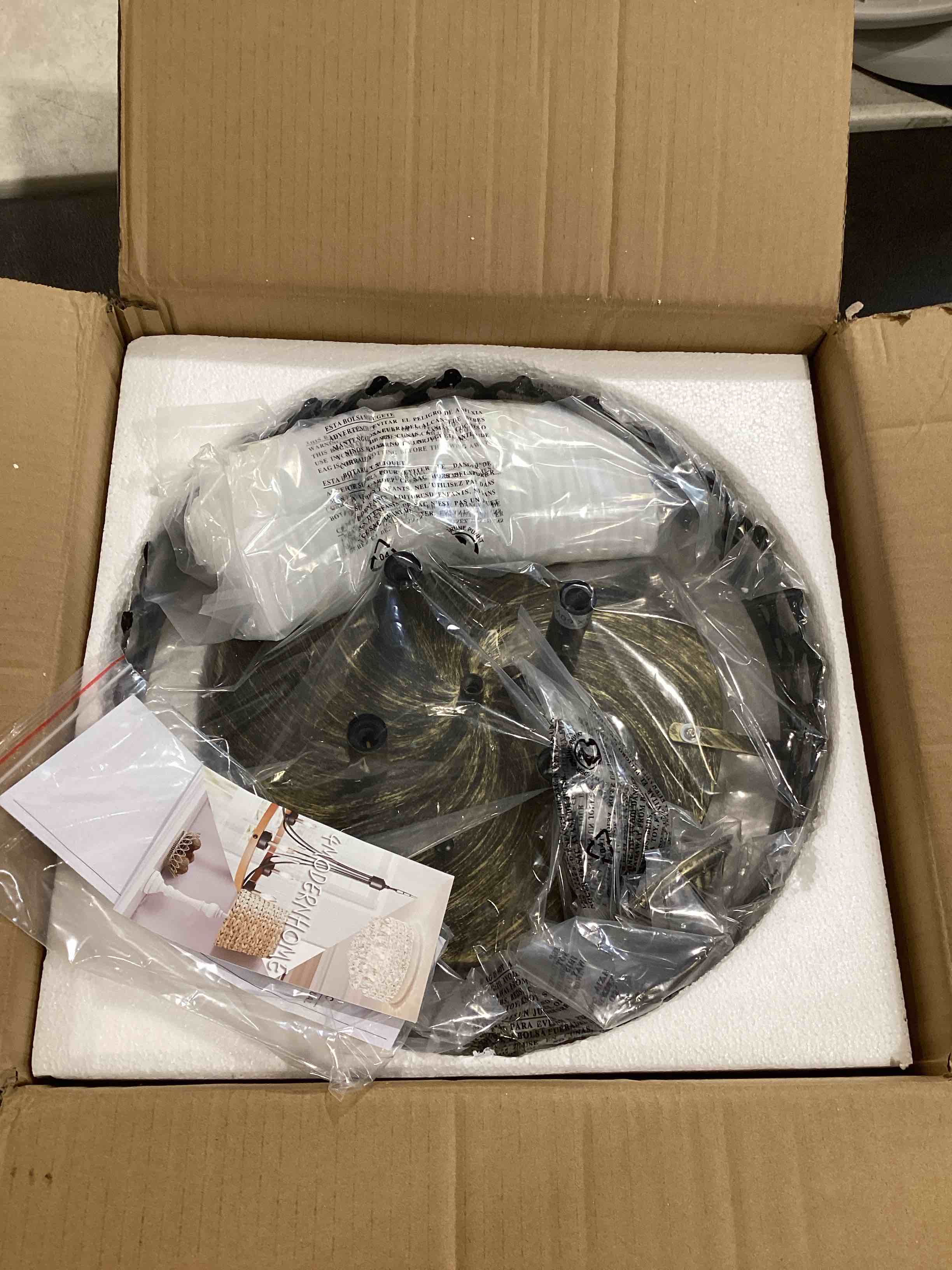 https://s3.amazonaws.com/lotting-images-prod/bidfta/PNK2589909_1751292803708.jpeg