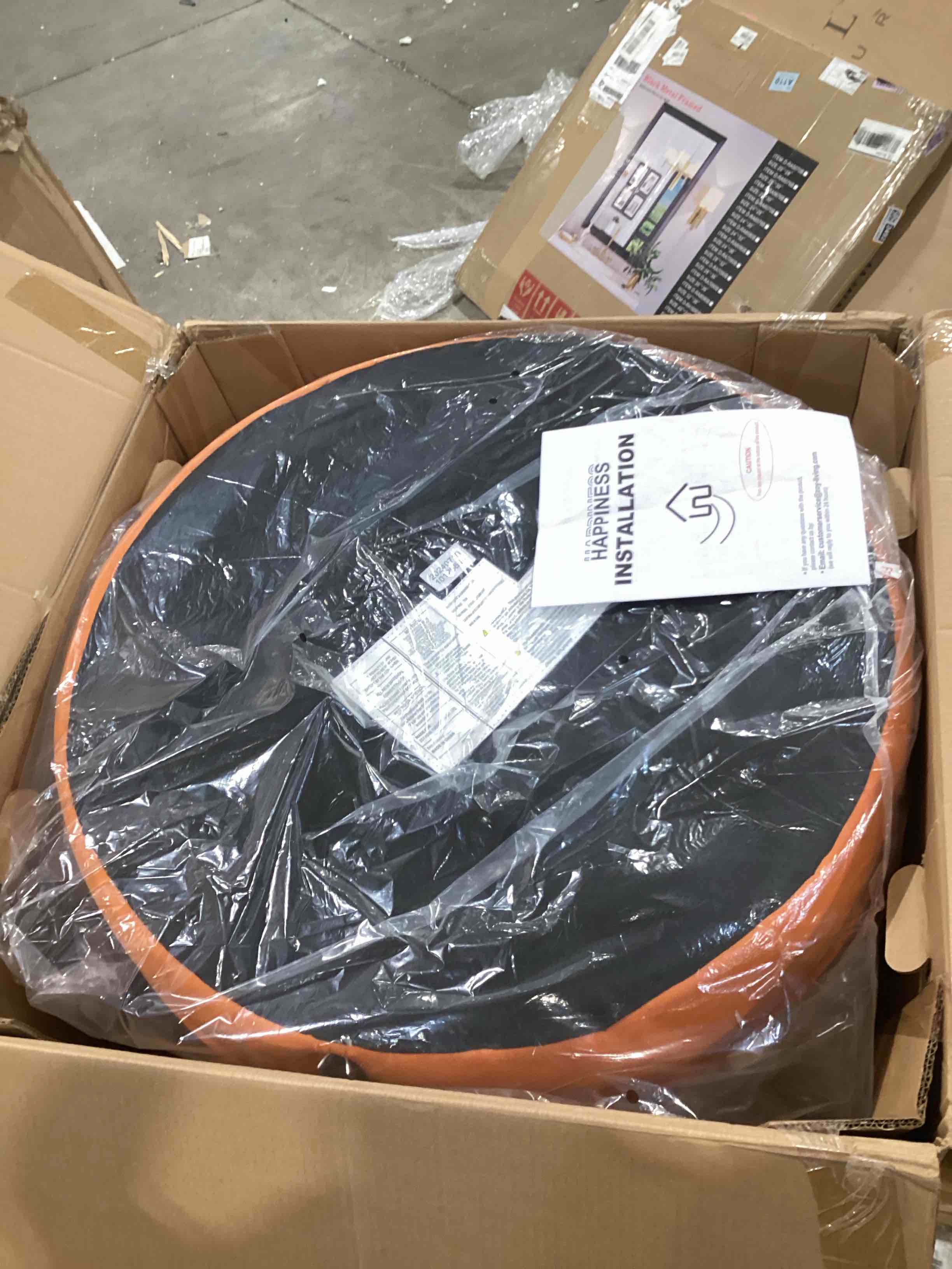 https://s3.amazonaws.com/lotting-images-prod/bidfta/PNK2589939_1751312085908.jpeg