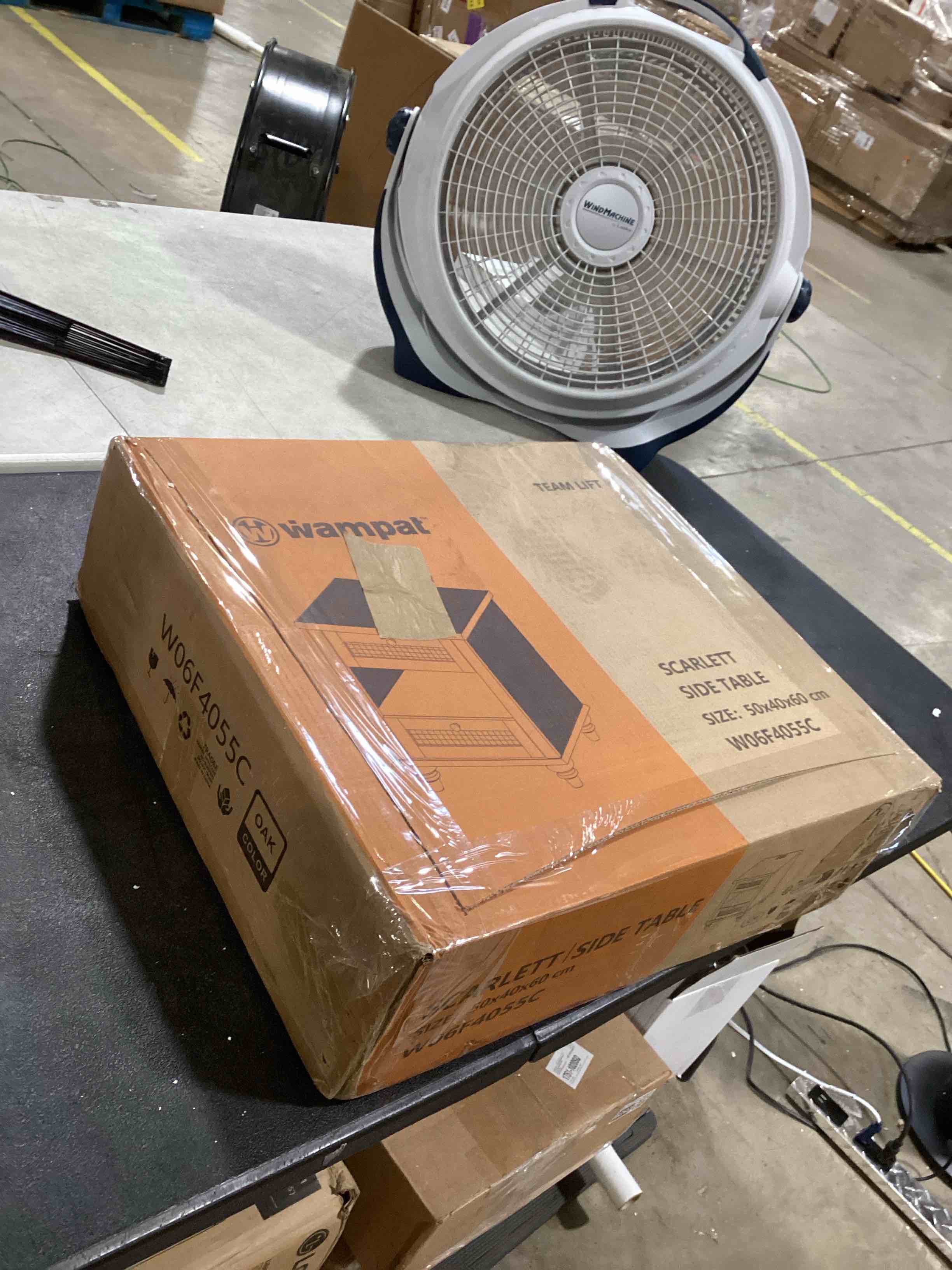 https://s3.amazonaws.com/lotting-images-prod/bidfta/PNK2589949_1751373309050.jpeg