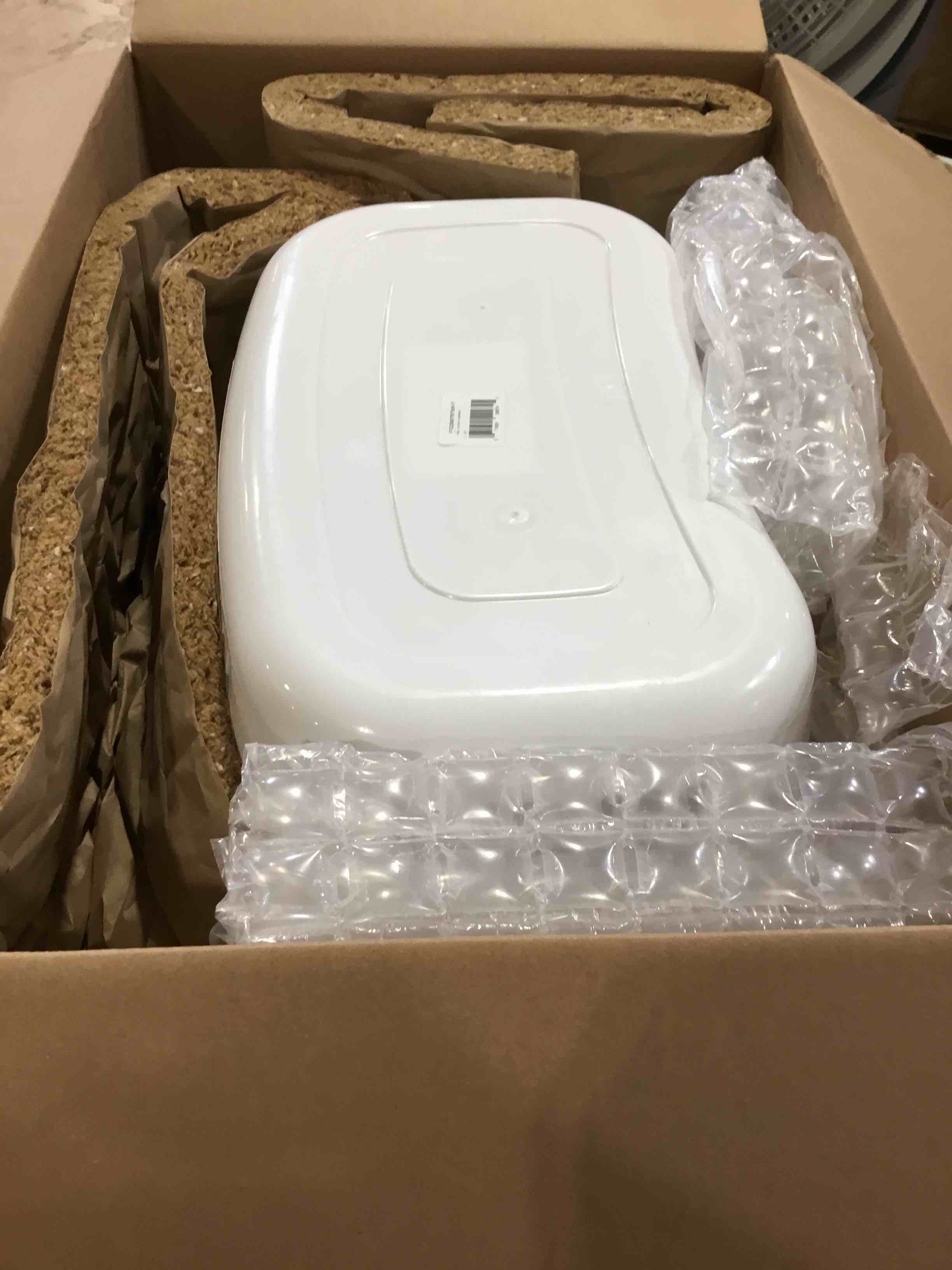 https://s3.amazonaws.com/lotting-images-prod/bidfta/PNK2594131_1750698674766.jpeg