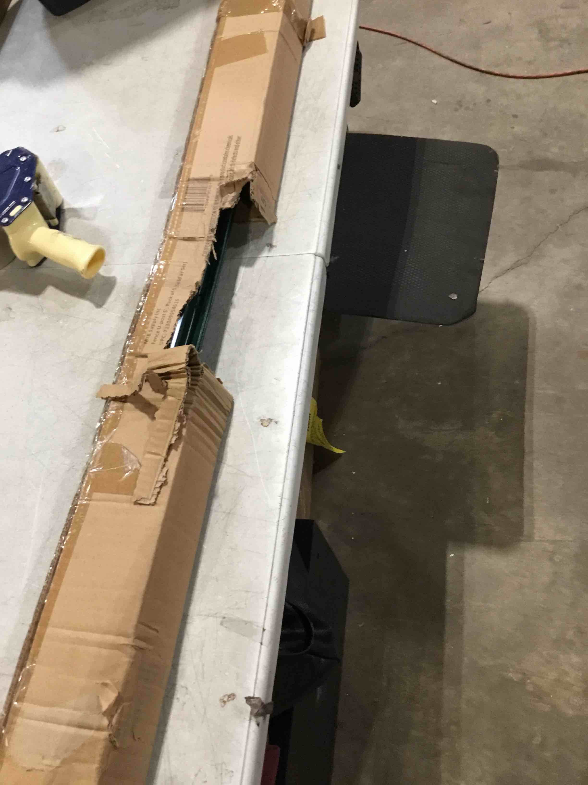 https://s3.amazonaws.com/lotting-images-prod/bidfta/PNK2594214_1750774911744.jpeg