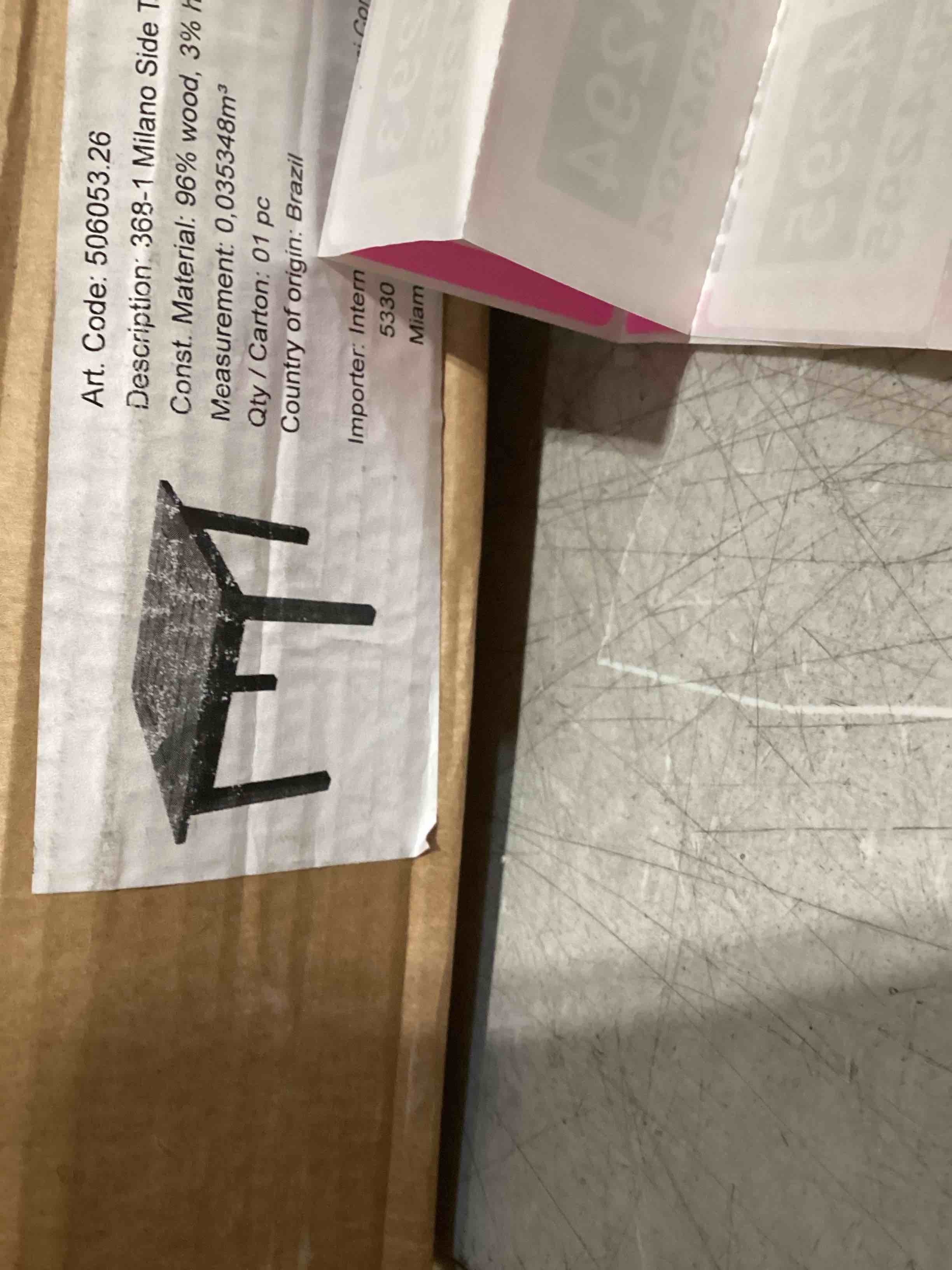 https://s3.amazonaws.com/lotting-images-prod/bidfta/PNK2594288_1750946576220.jpeg