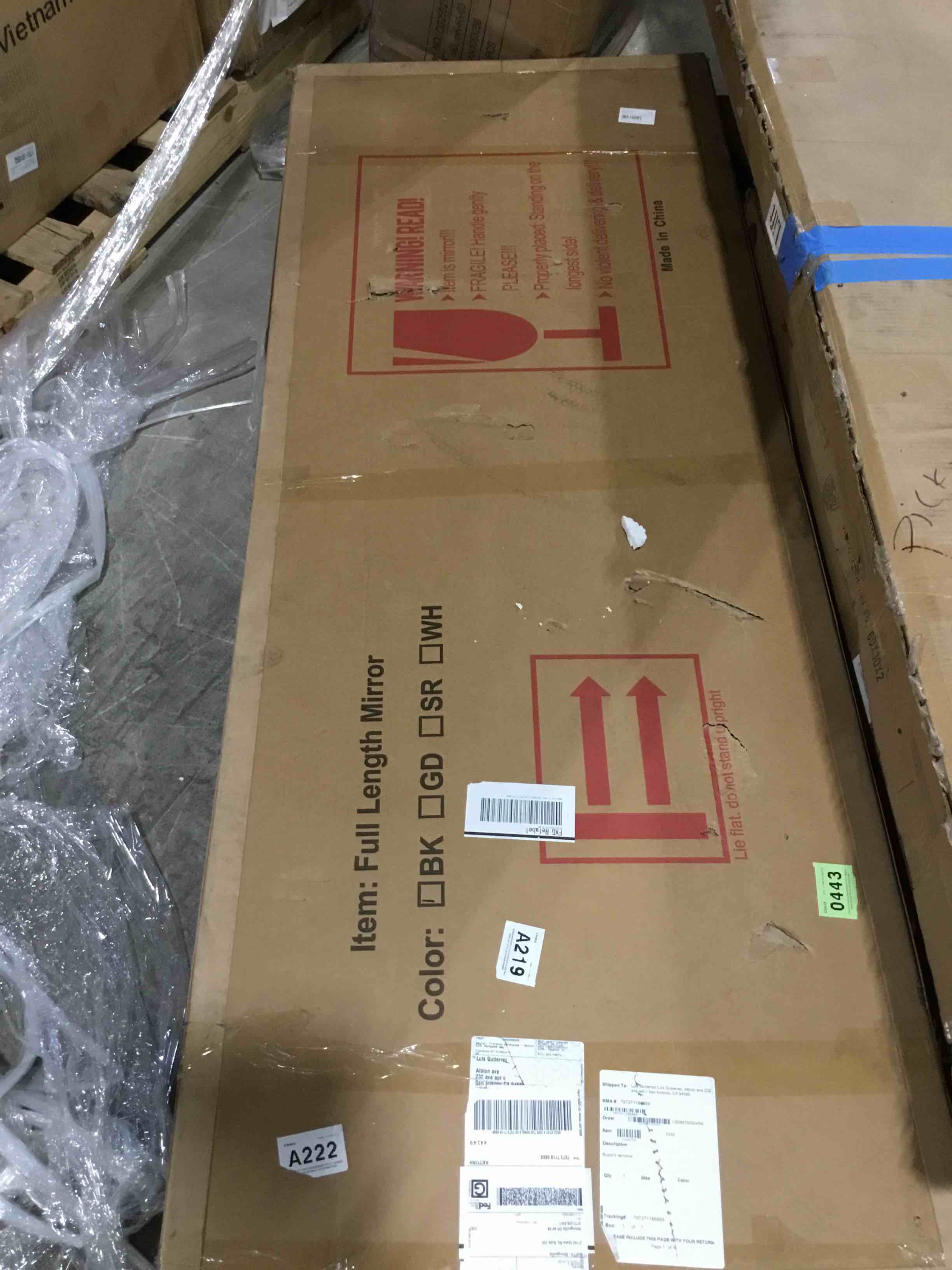 https://s3.amazonaws.com/lotting-images-prod/bidfta/PNK2594300_1750947623645.jpeg