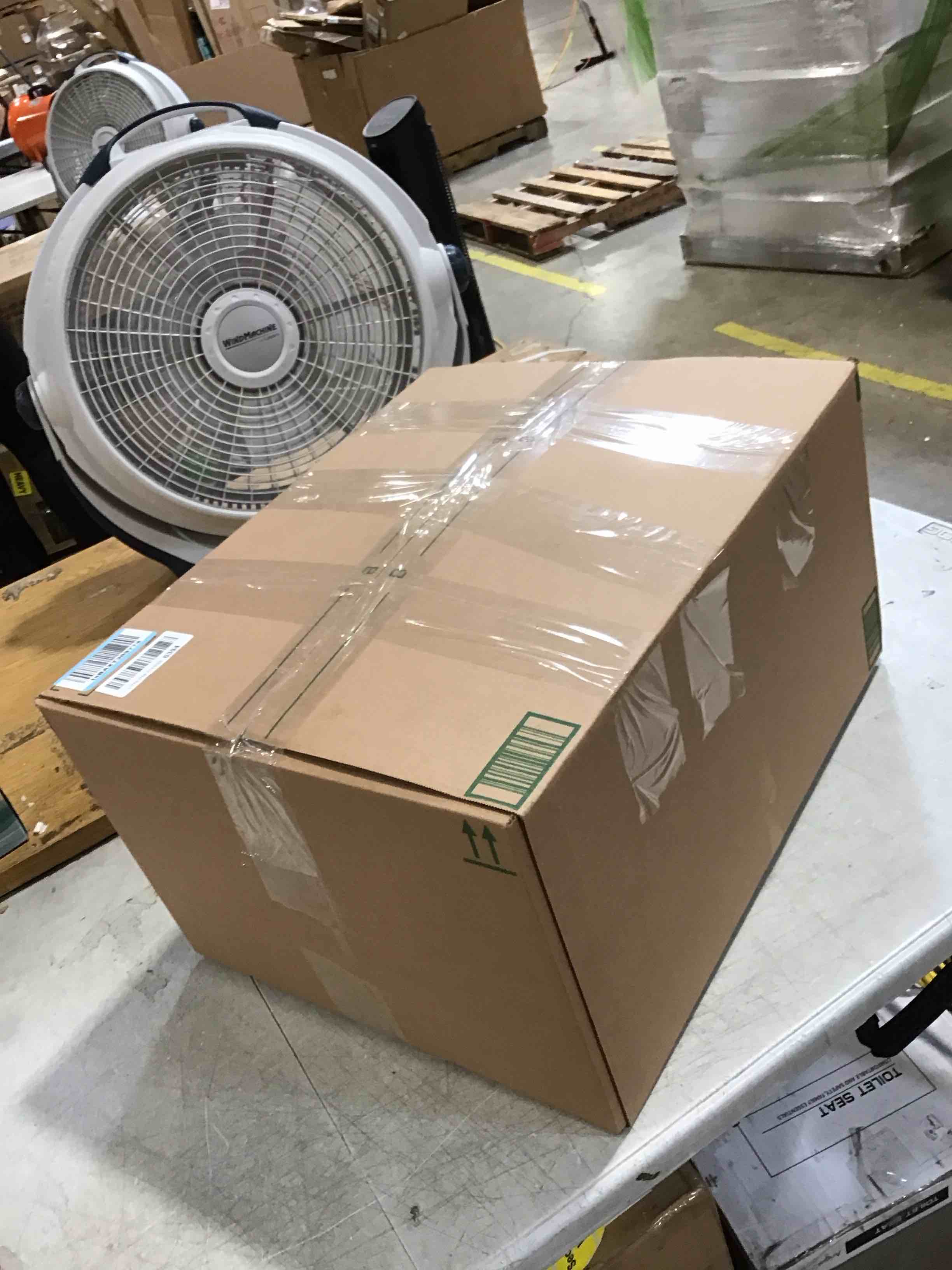 https://s3.amazonaws.com/lotting-images-prod/bidfta/PNK2594514_1751466745896.jpeg