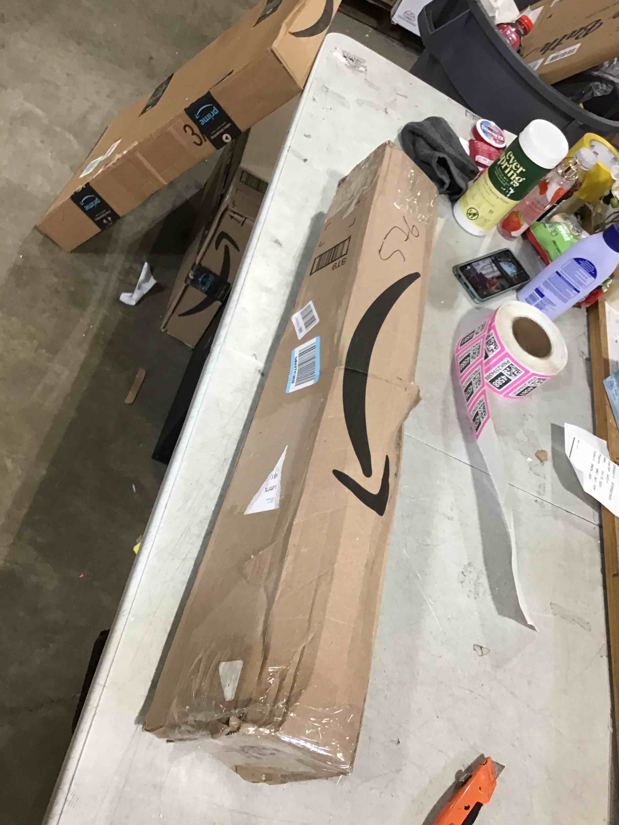https://s3.amazonaws.com/lotting-images-prod/bidfta/PNK2594578_1751487331208.jpeg