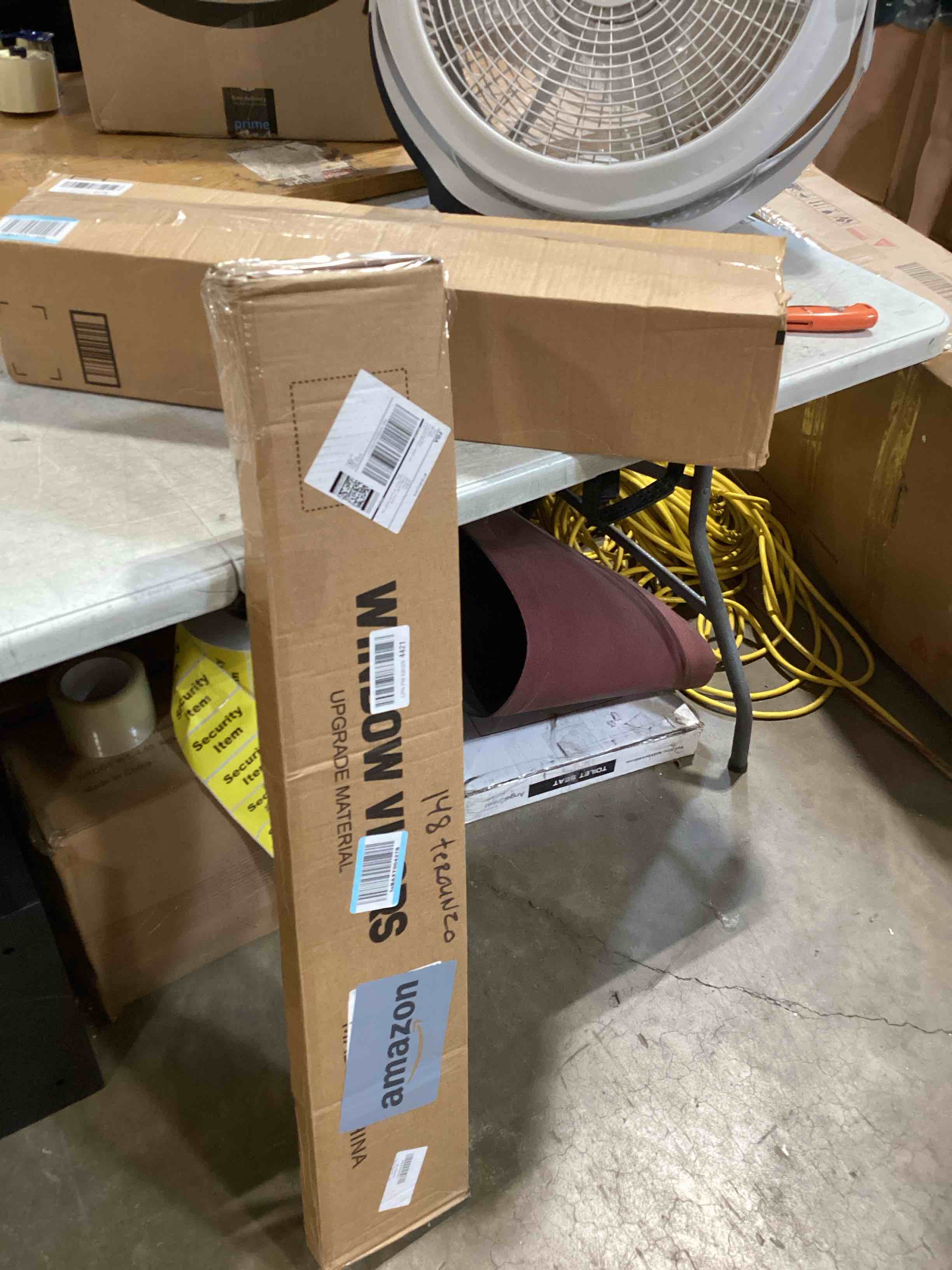 https://s3.amazonaws.com/lotting-images-prod/bidfta/PNK2594614_1751561985552.jpeg