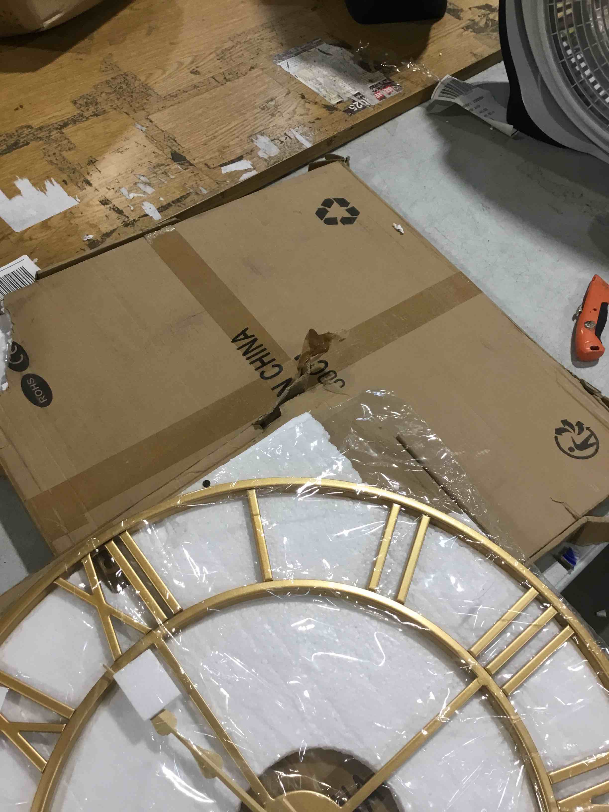 https://s3.amazonaws.com/lotting-images-prod/bidfta/PNK2594722_1751908932313.jpeg