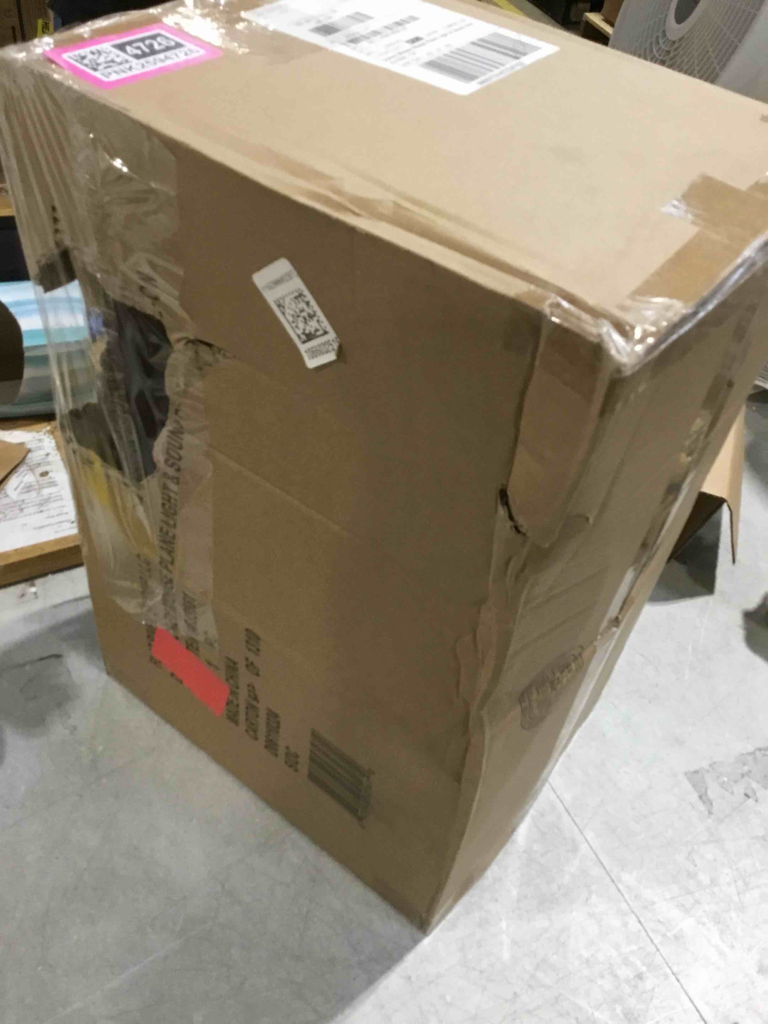 https://s3.amazonaws.com/lotting-images-prod/bidfta/PNK2594726_1751909527712.jpeg