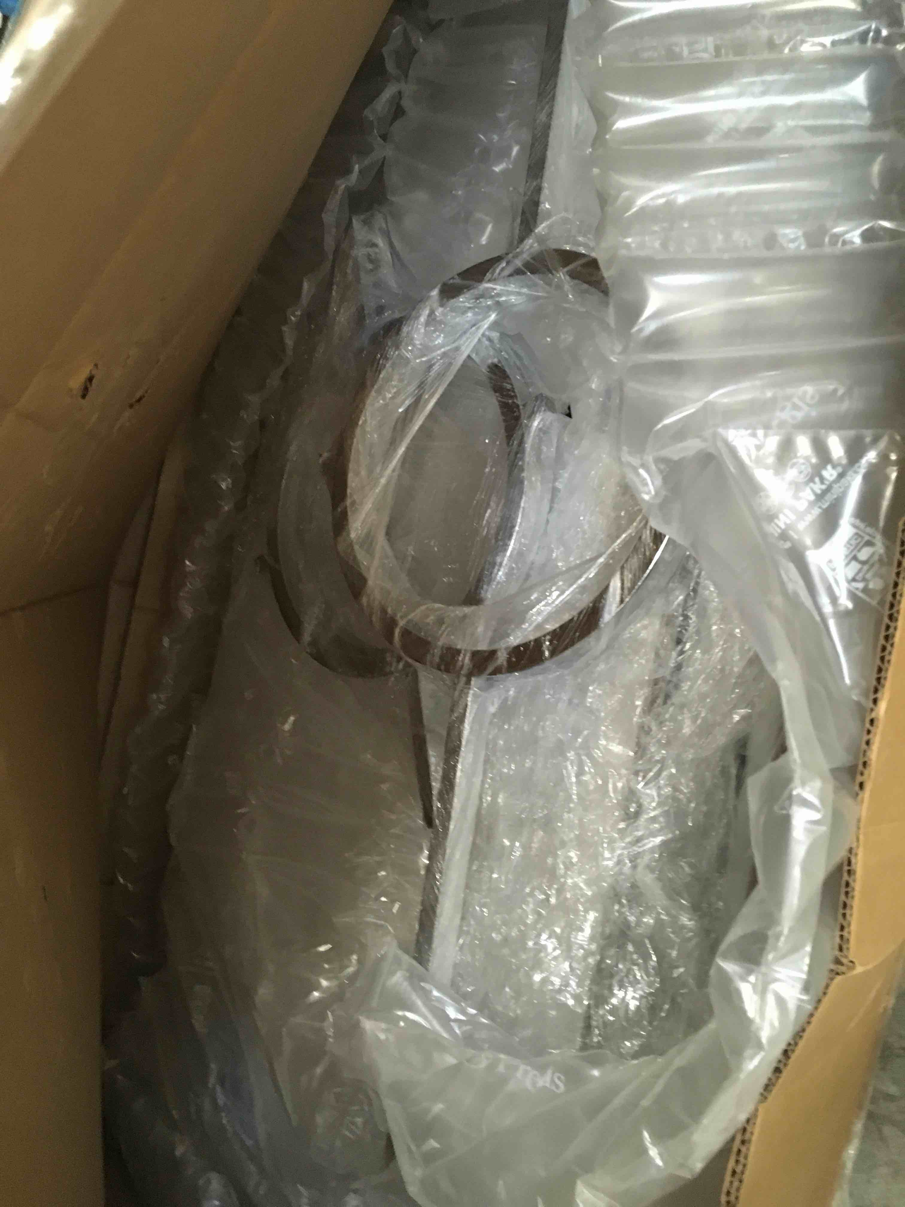https://s3.amazonaws.com/lotting-images-prod/bidfta/PNK2594804_1751987708019.jpeg