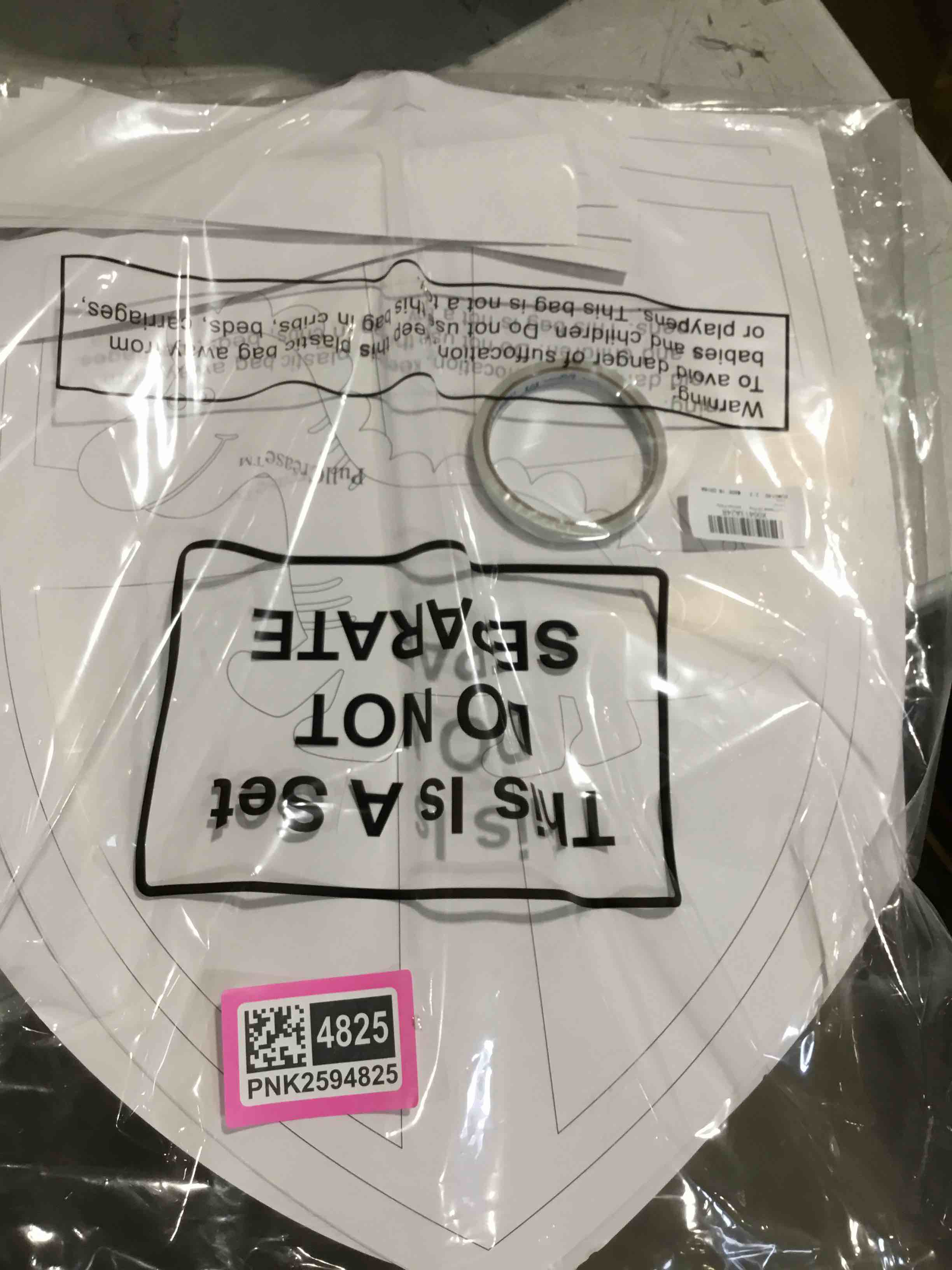 https://s3.amazonaws.com/lotting-images-prod/bidfta/PNK2594832_1751994342351.jpeg