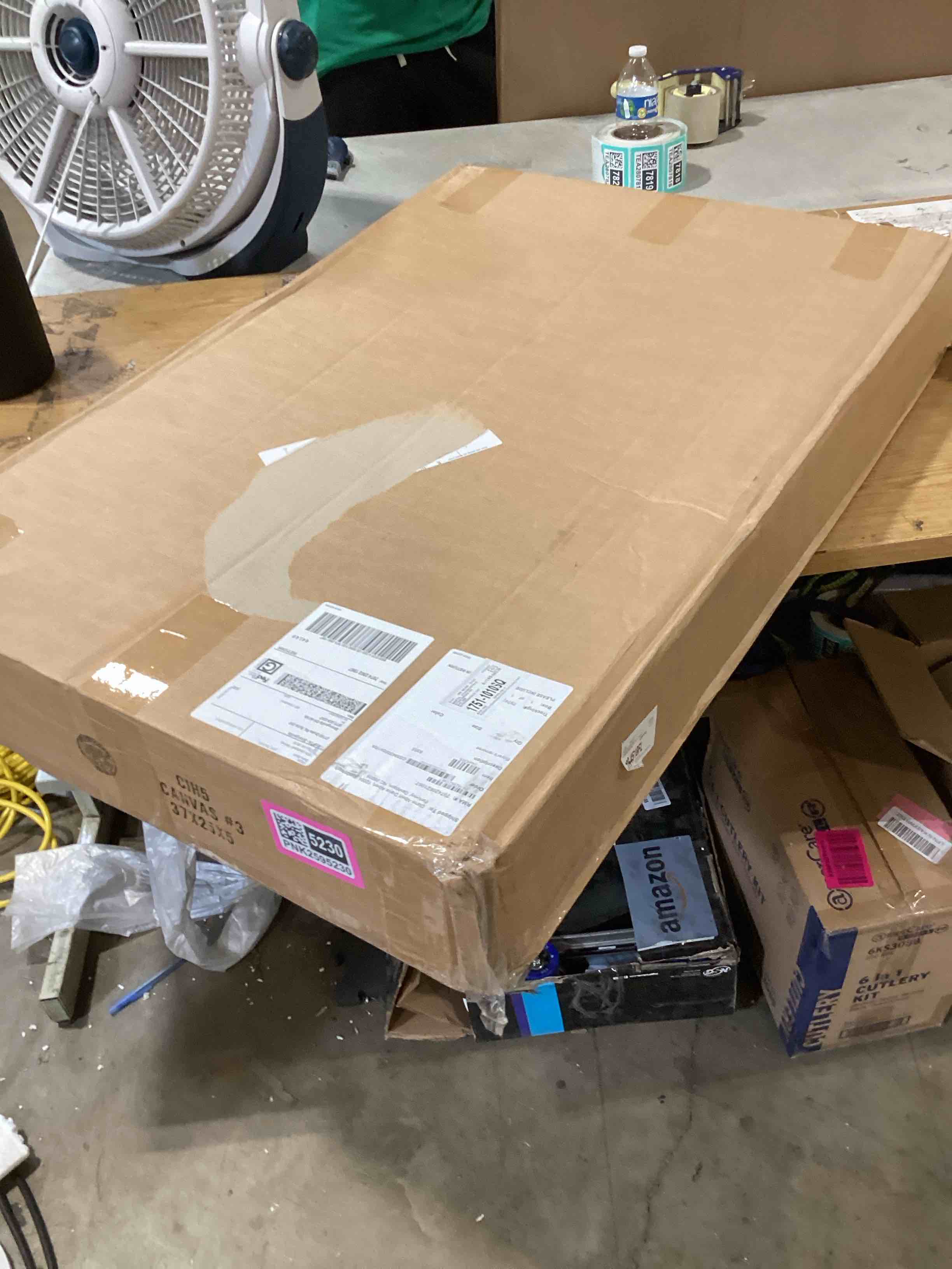 https://s3.amazonaws.com/lotting-images-prod/bidfta/PNK2595230_1752595013670.jpeg