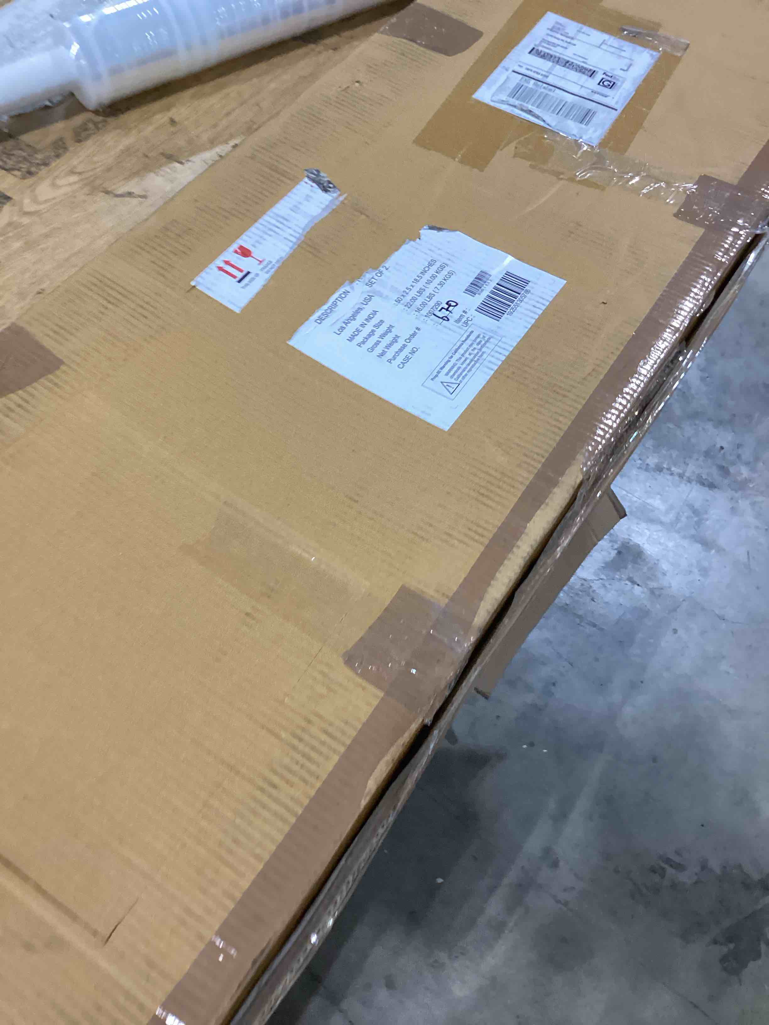 https://s3.amazonaws.com/lotting-images-prod/bidfta/PNK2595321_1752766752281.jpeg