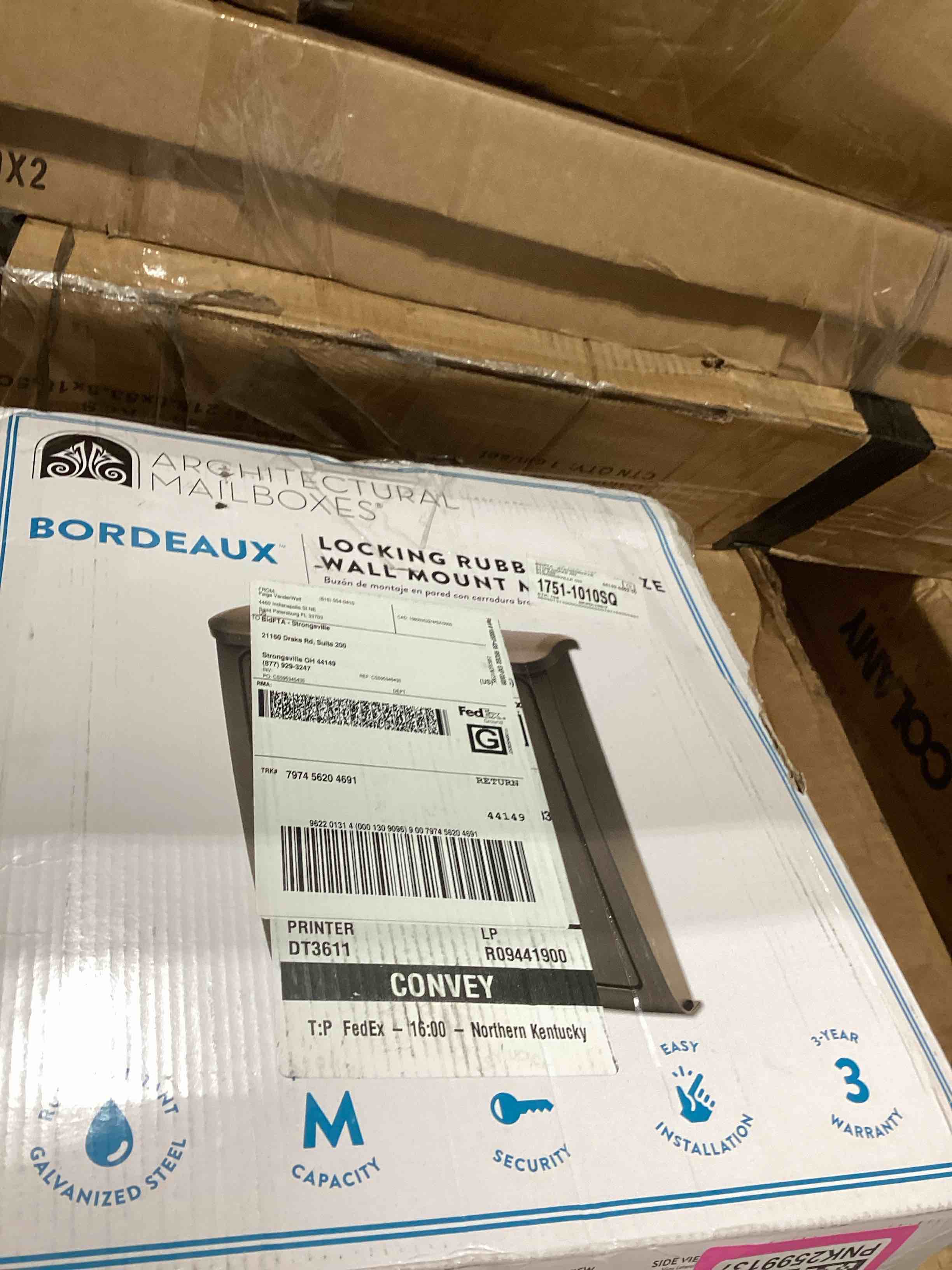 locking rubbed bronze wall mount mailbox