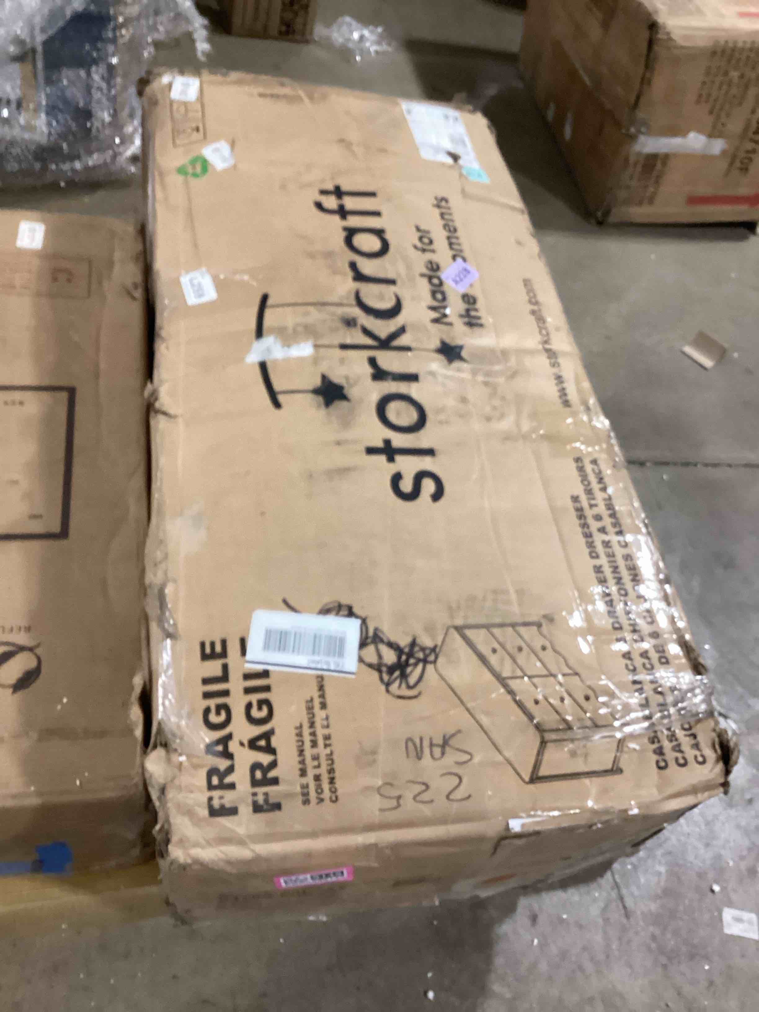 https://s3.amazonaws.com/lotting-images-prod/bidfta/PNK2599145_1752501819701.jpeg