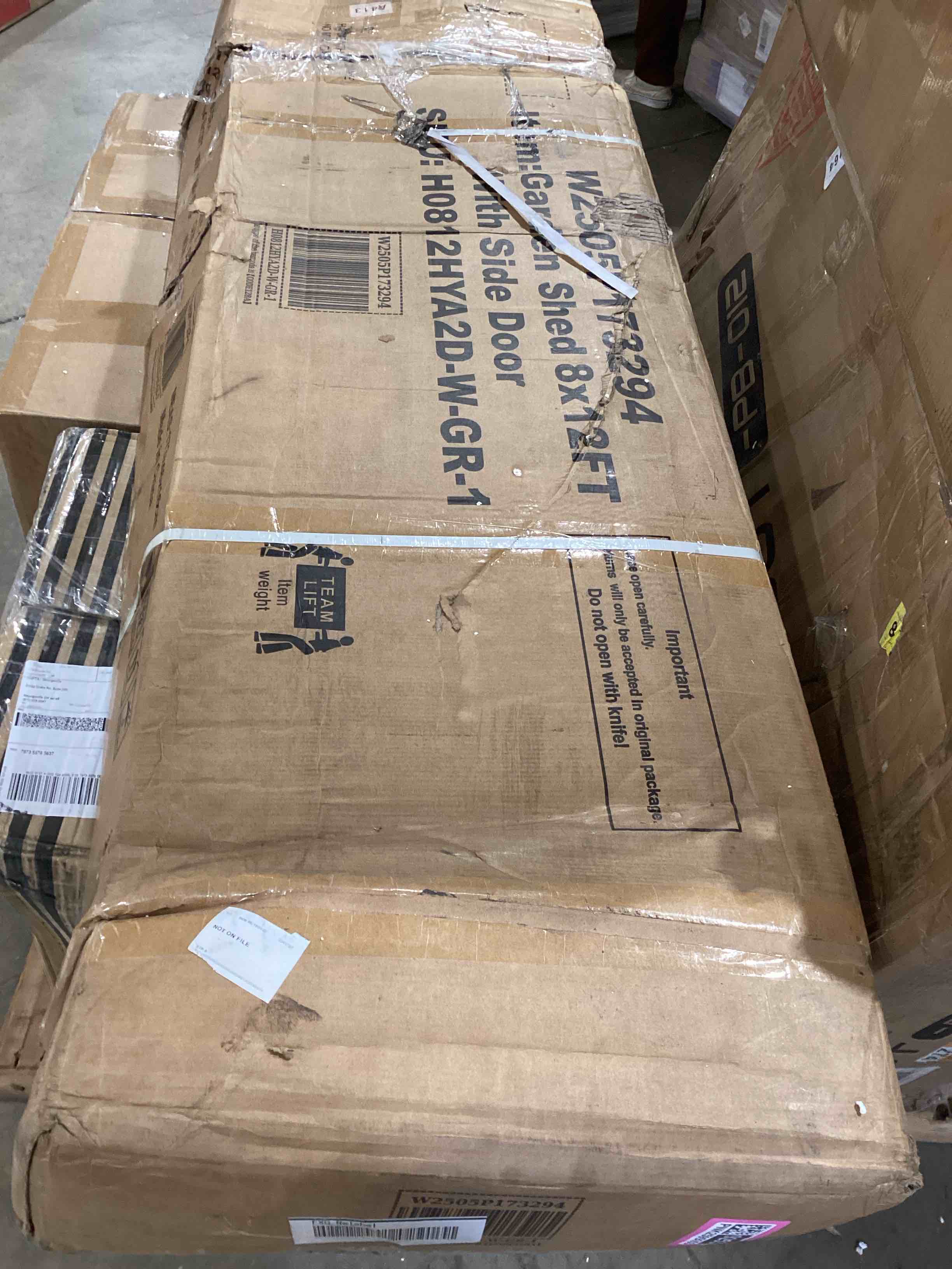 https://s3.amazonaws.com/lotting-images-prod/bidfta/PNK2599253_1752594889919.jpeg