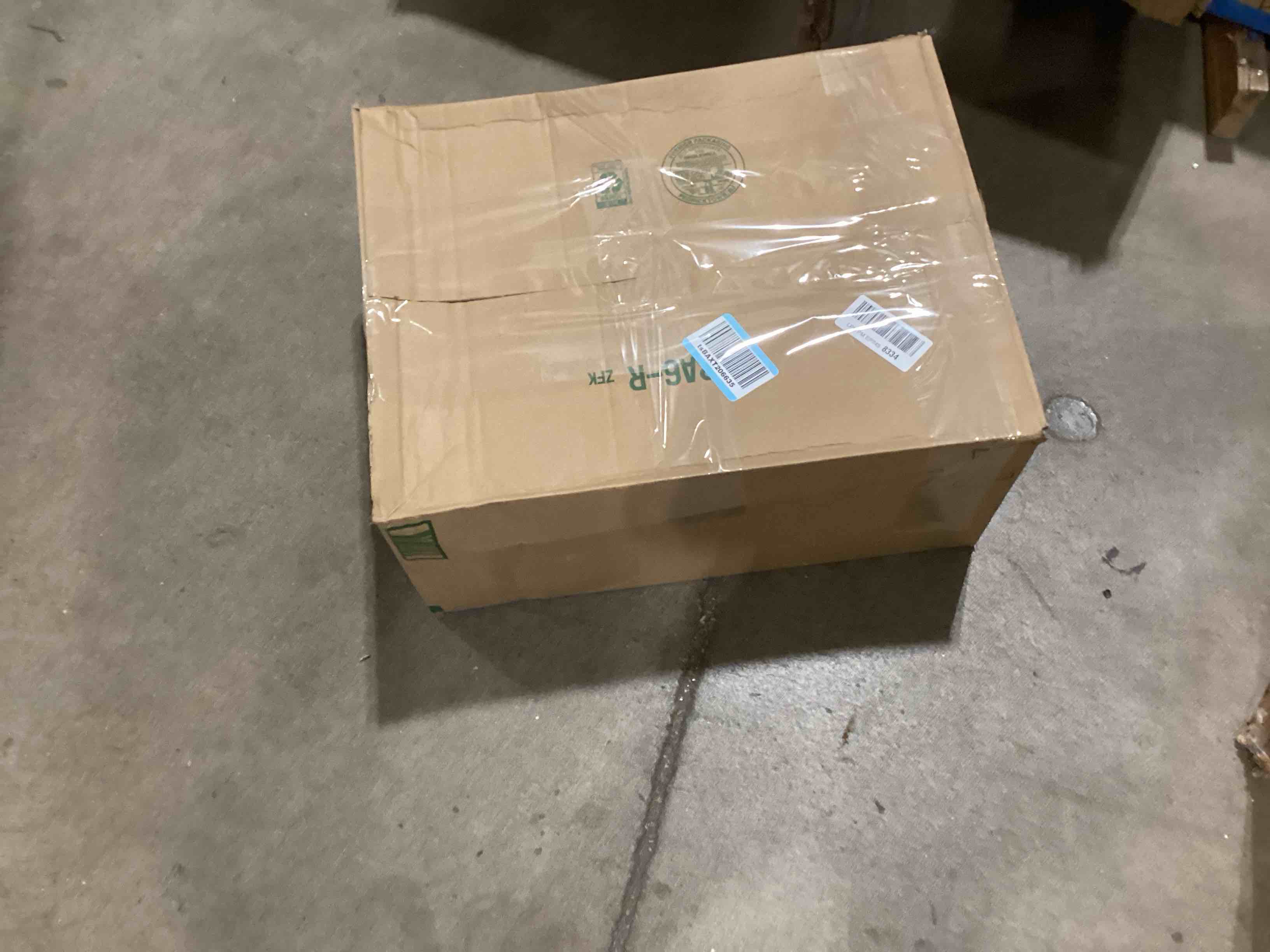 https://s3.amazonaws.com/lotting-images-prod/bidfta/PNK2602146_1758659264600.jpeg
