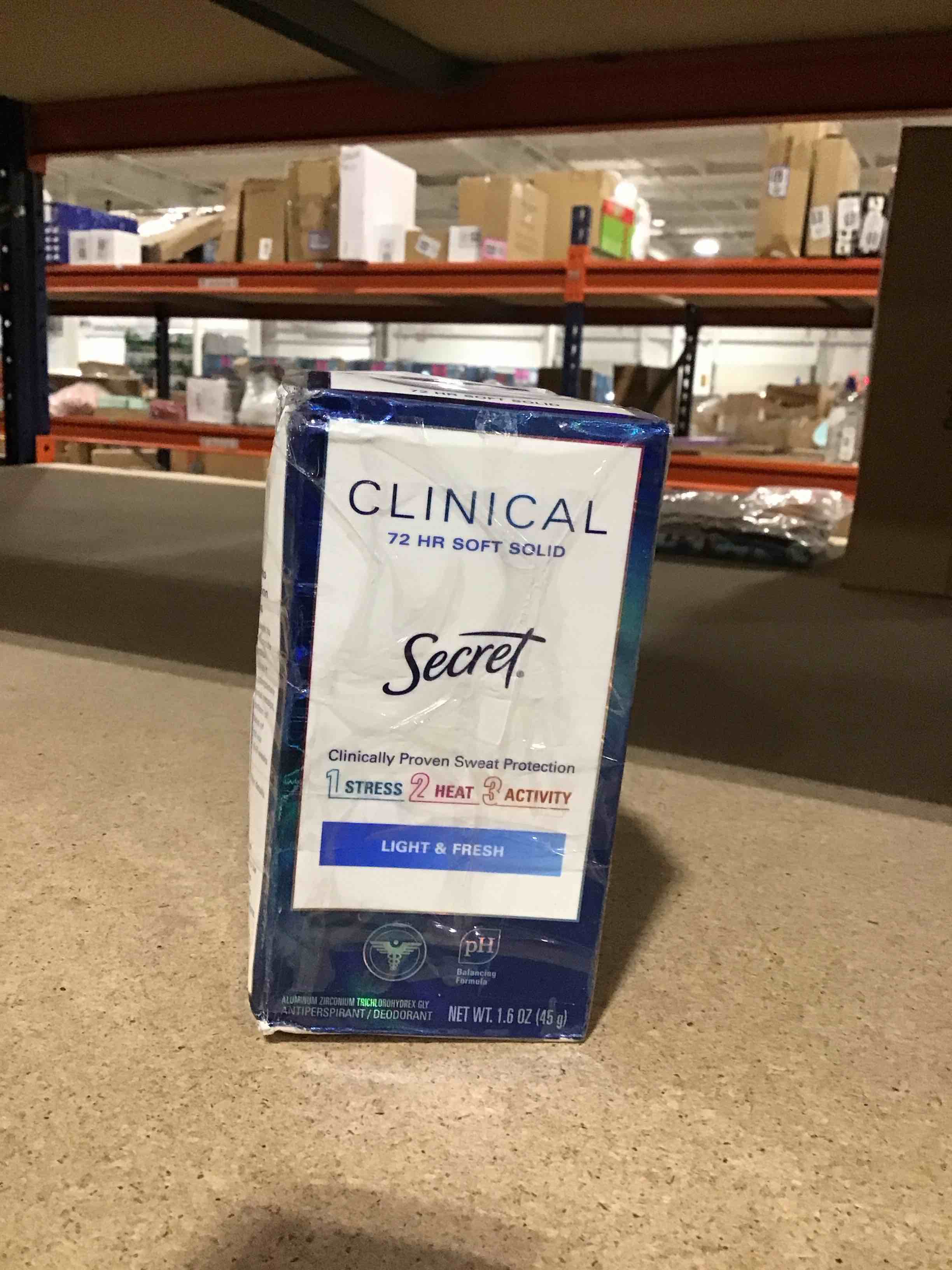 Secret Clinical Strength Invisible Solid Deodorant (1.6 oz., 3 pk.) light and fresh scent