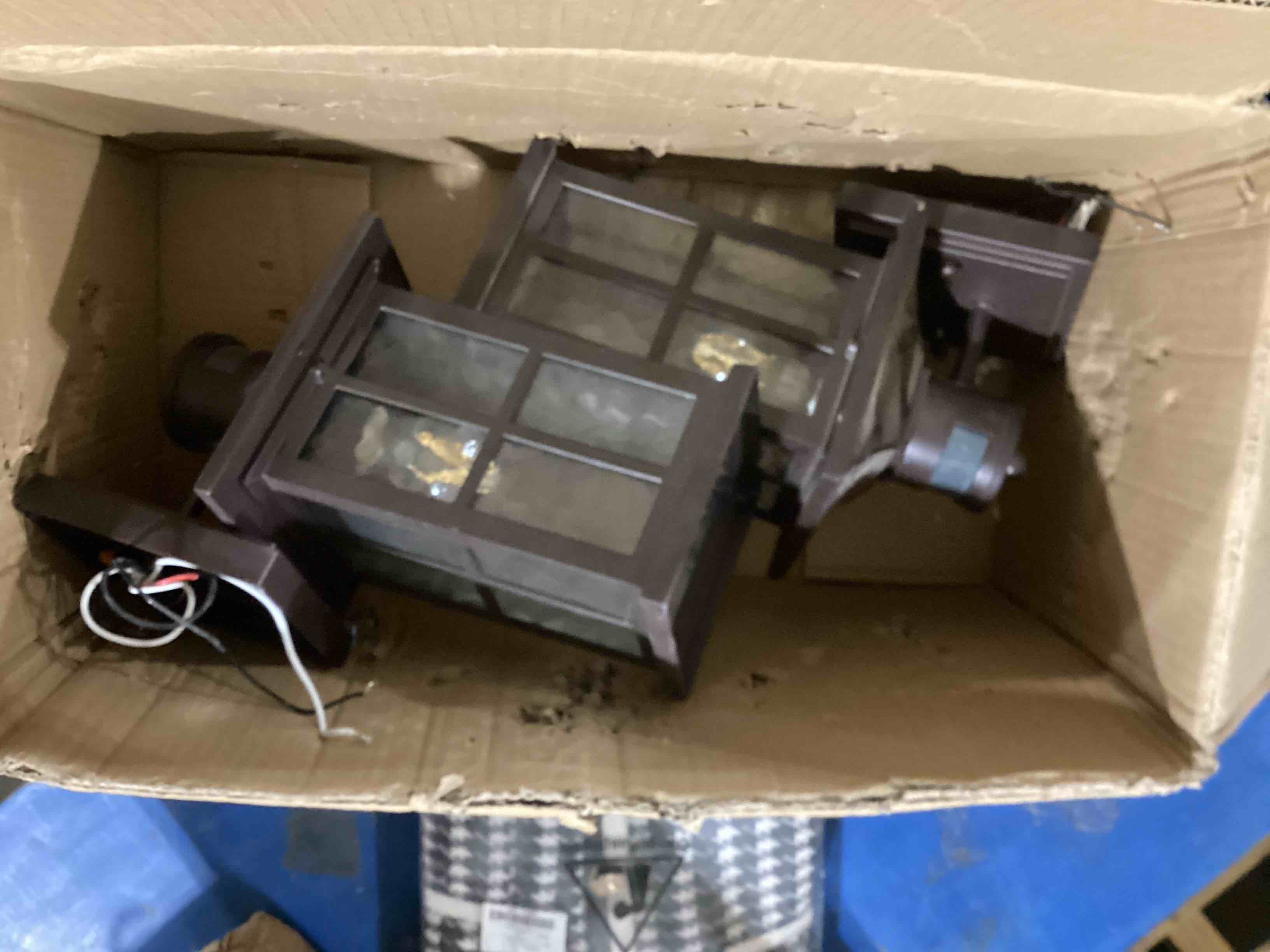 Condition photo showing Good Condition for FLEDAVID 2 Pack Motion Sensor Outdoor Wall Lights Dusk to Dawn Exterior Porch Lantern Brown Outside Sconce Lighting Fixtures Rustic Farmhouse Wall Mount Carriage Lamp for House Garage Patio Brown 2-Pack