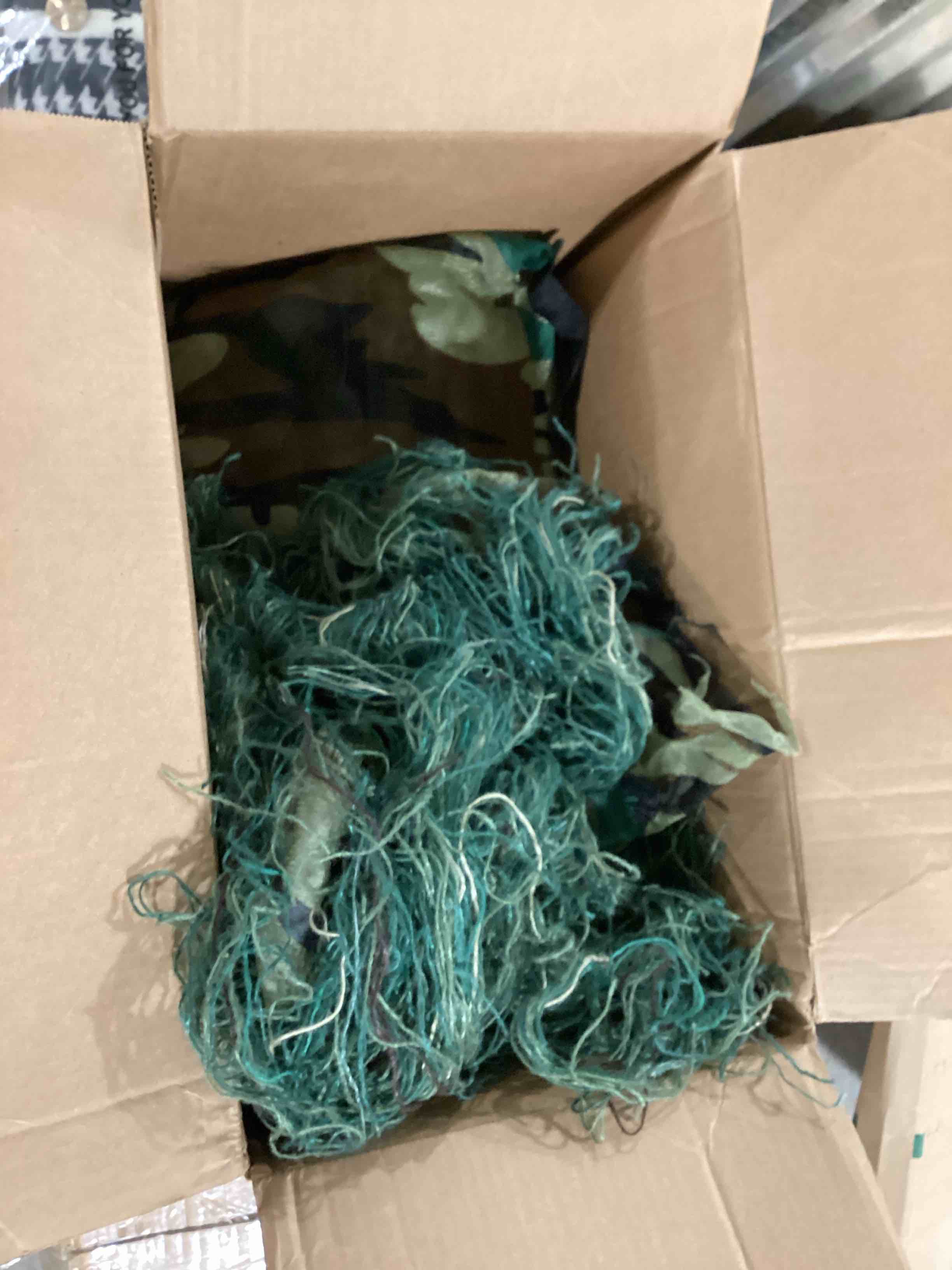 Condition photo showing As Is for Slendor Ghillie Suit - 6 in 1 Hunting Ghillie Suit 3D Camouflage, Halloween Costume for Unisex Adults/Youth (S/M/L/XL/XXL) XLarge or XXLarge Woodland