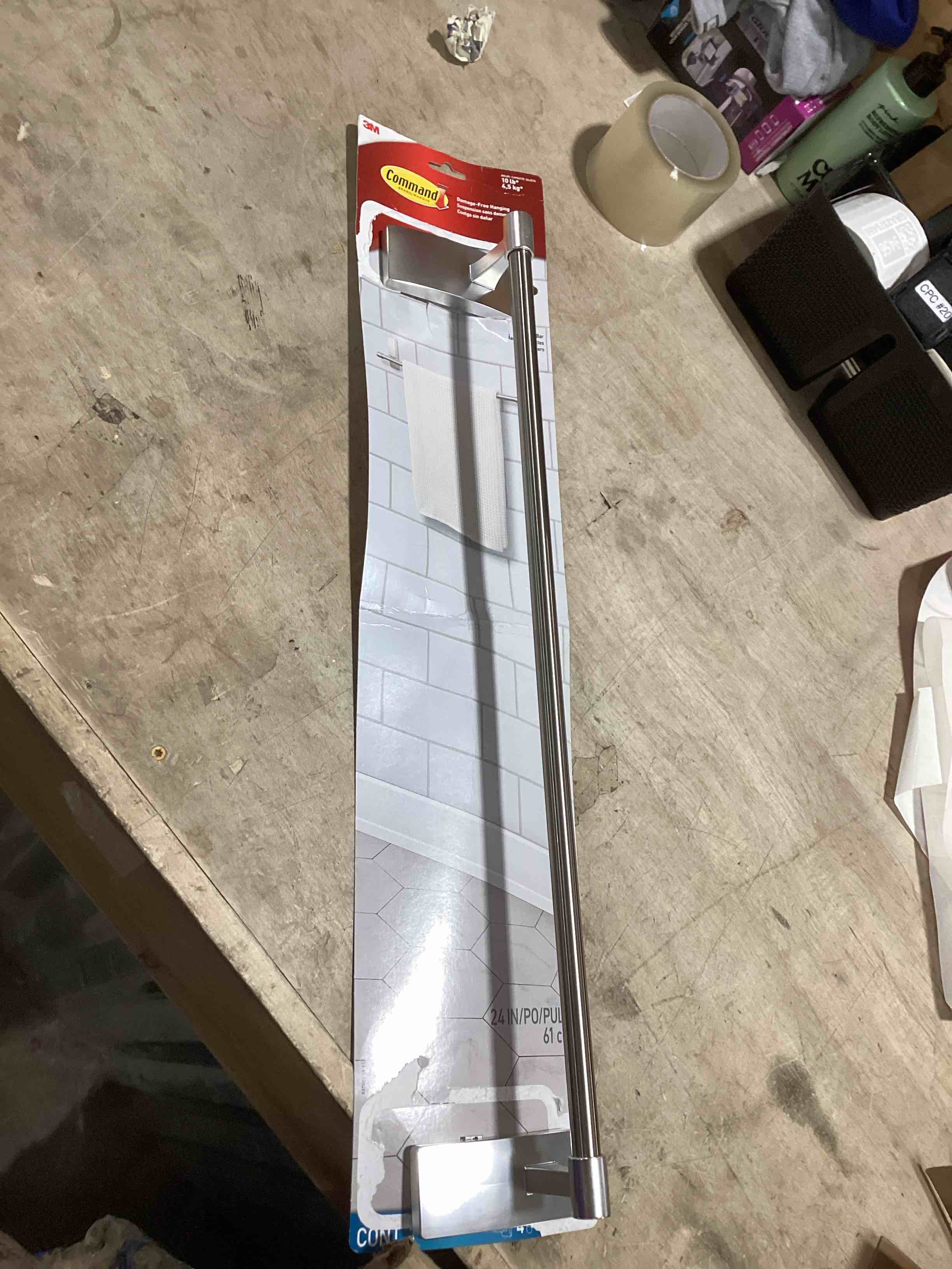 command bath satin nickel towel bar with water resistant command strips, bathroom organizer, 24 in bar length holds up to 10 lbs