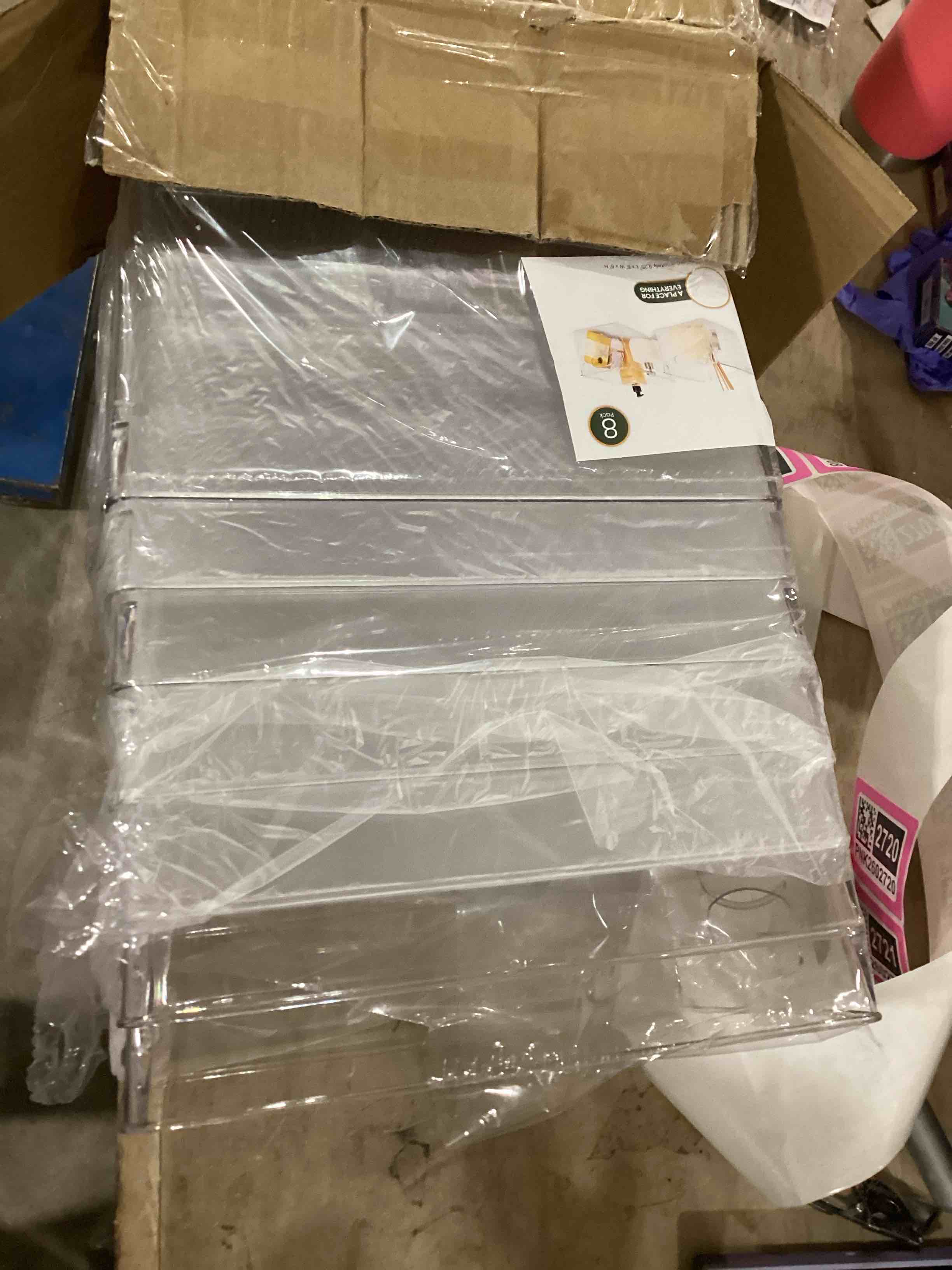 Condition photo showing Good Condition for Vtopmart 8 Pack Clear Stackable Storage Bins with Lids, Large Plastic Containers with Handle for Pantry Organization and Storage,Perfect for Kitchen, Fridge, Cabinet, Bathroom Organizer