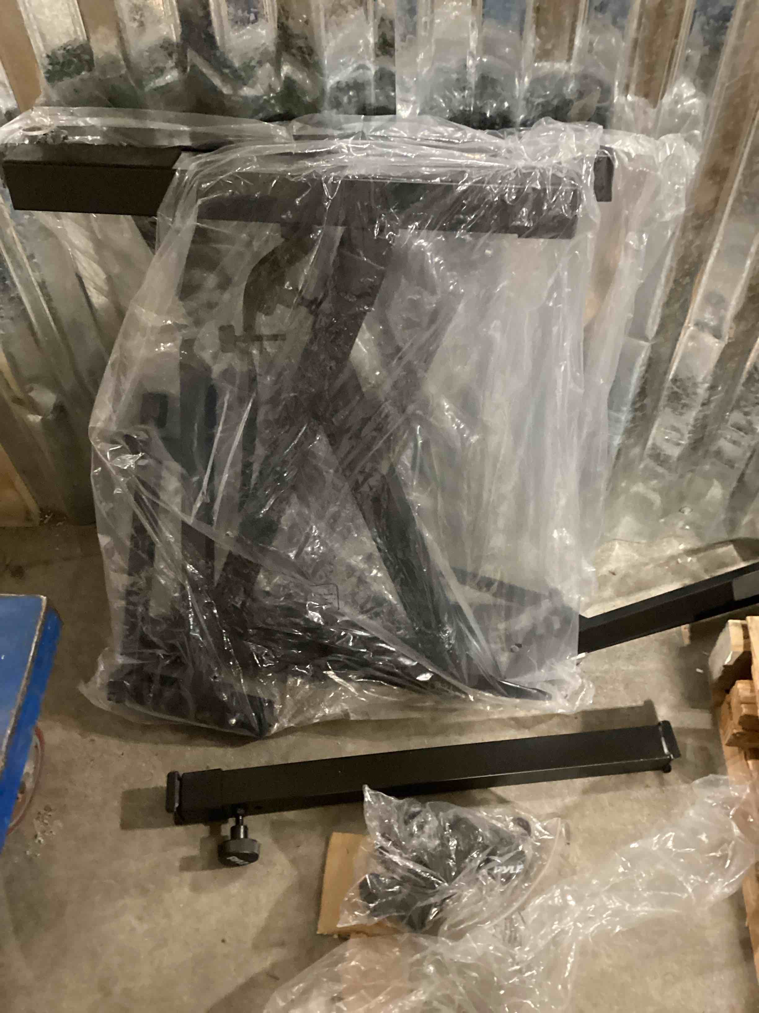 Condition photo showing New/Like New for PYLE Heavy-Duty Multi-Functional Music Stand - Z Style & Portable, 2nd Tier, Height & with Adjustment, Digital Keyboard Stand, Rack Case w/Ergonomic Design, for Home Studio etc. - Pyle PKST2TZ , black