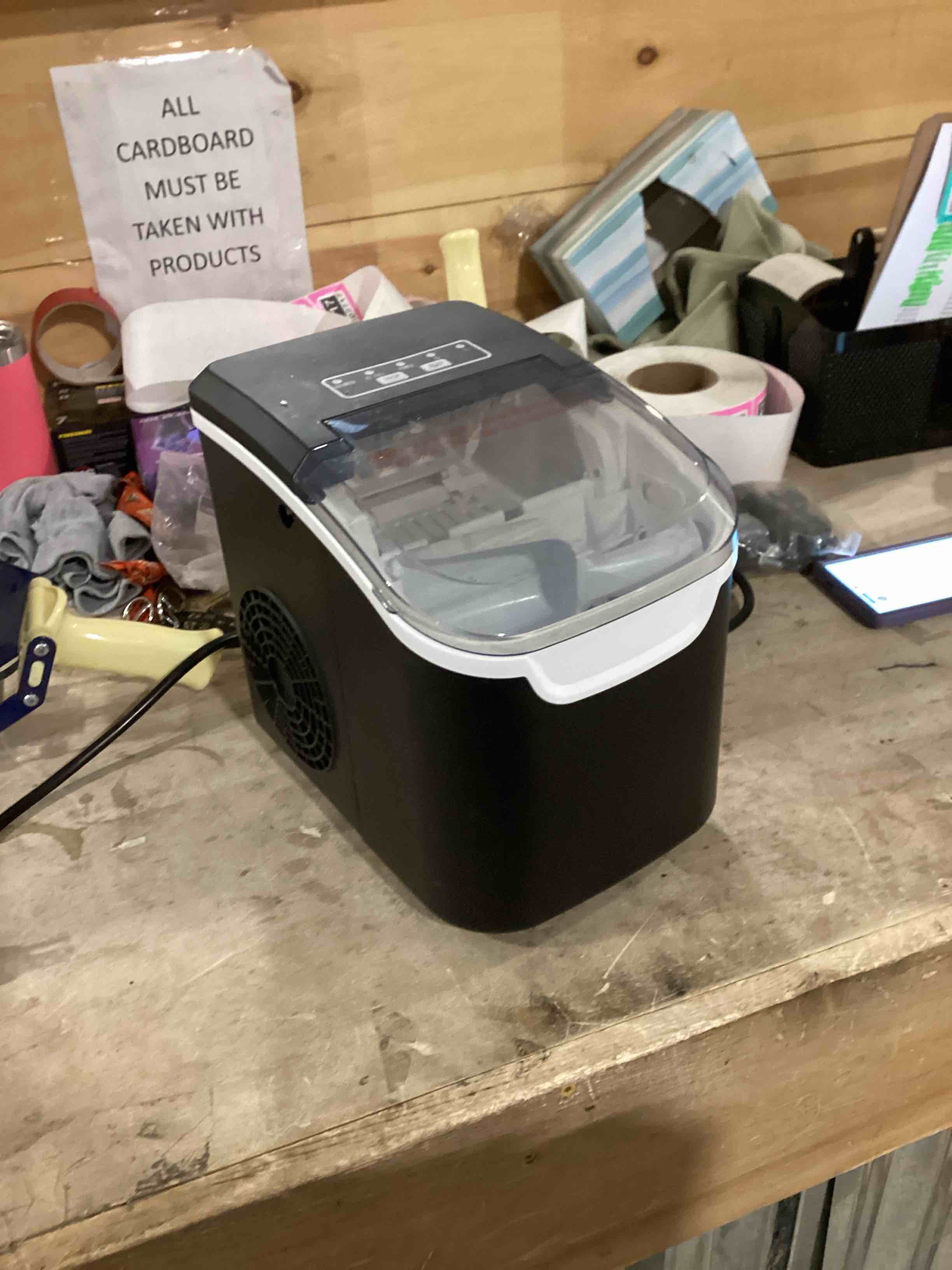 Silonn Ice Maker Countertop, Portable Ice Machine with Carry Handle, Self-Cleaning Ice Makers with Basket and Scoop, 9 Cubes in 6 Mins, 26 lbs per Day, Ideal for Home, Kitchen, Camping, RV