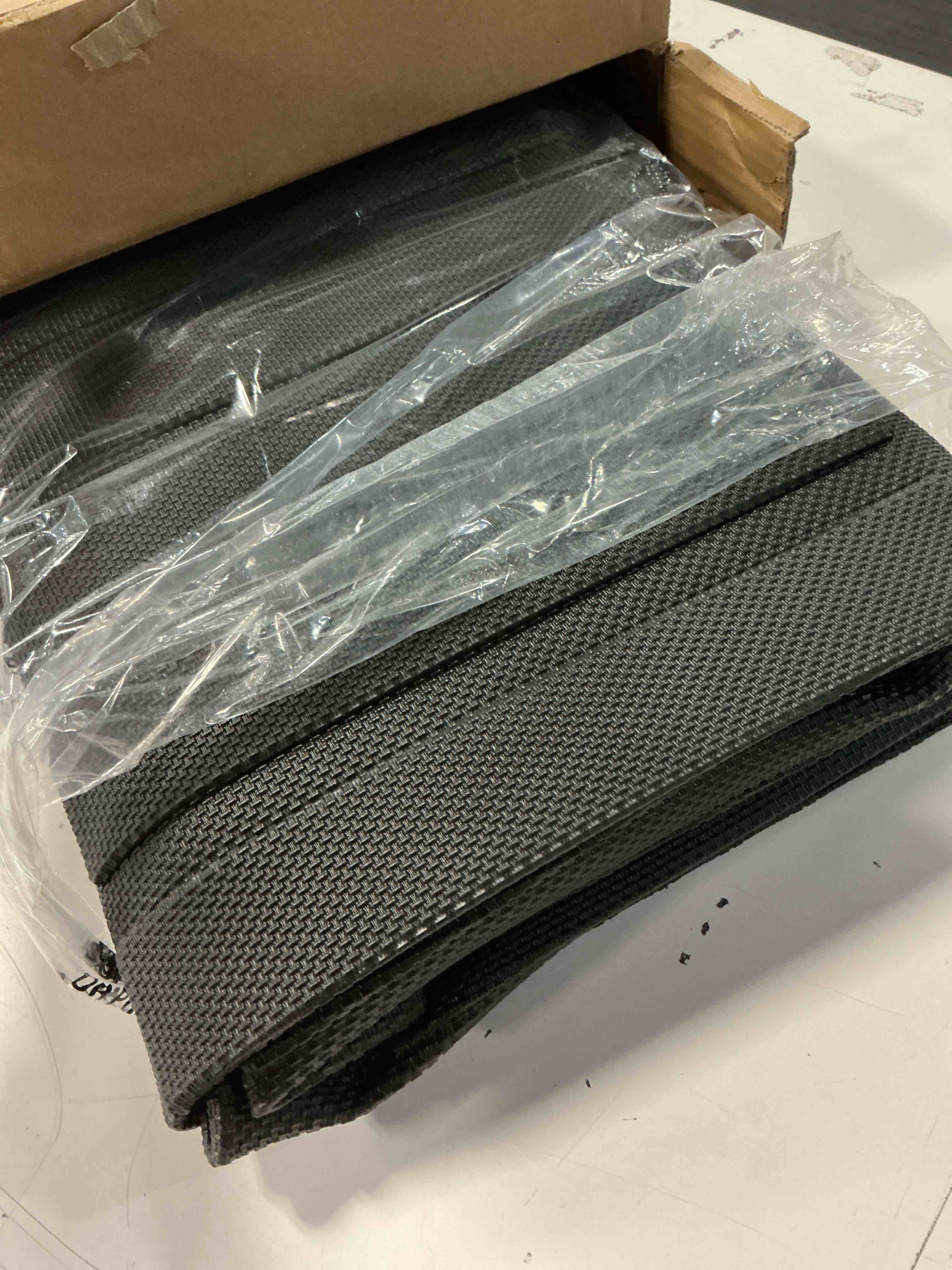 Condition photo showing Good Condition for Cargo Liner Compatible with 2015-2024 Ford Edge Cargo Mat?All Weather Protection Trunk Liner Rear Trunk mat?Black 19)Ford Edge 2015-2024