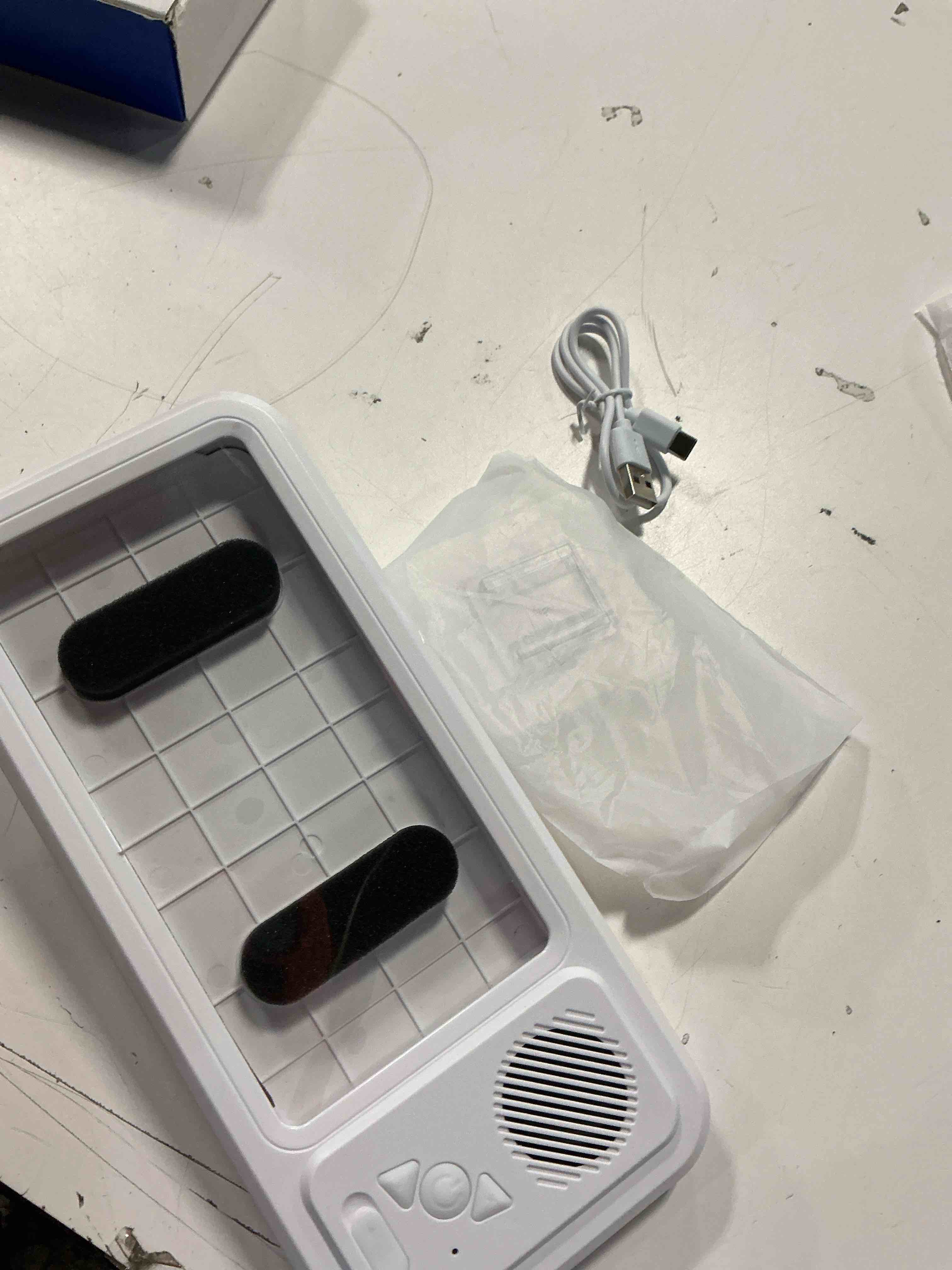 Condition photo showing Good Condition for Shower Phone Holder with Wireless Bluetooth Speaker, 2026 New Waterproof Shower Phone Case for Any Phone, Wall Mounted Phoneholder for Bathroom Mirror (White)