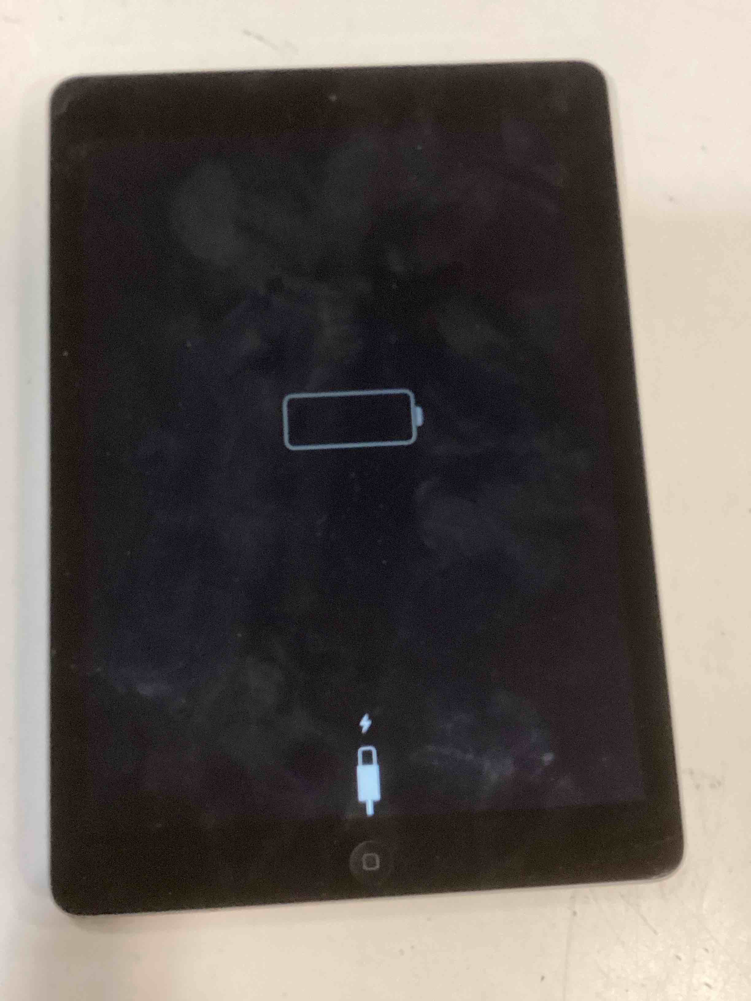 Condition photo showing As Is for Apple iPad AIR 1st Generation - A1474, 9.7", A7 Chip, 32GB, Wi-Fi,