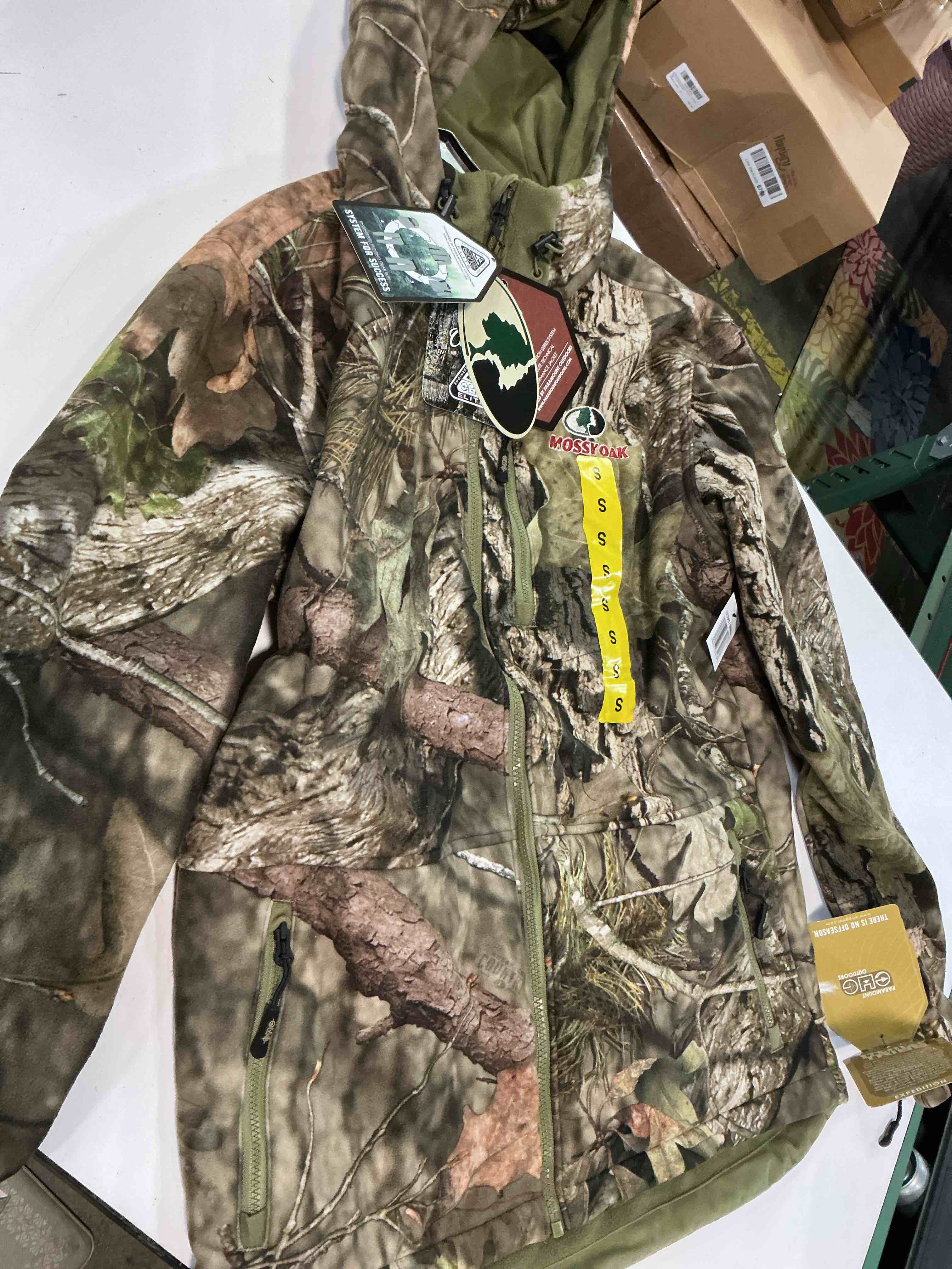 Condition photo showing Good Condition for Size Small Mossy Oak elite hunting gear rated below 20°