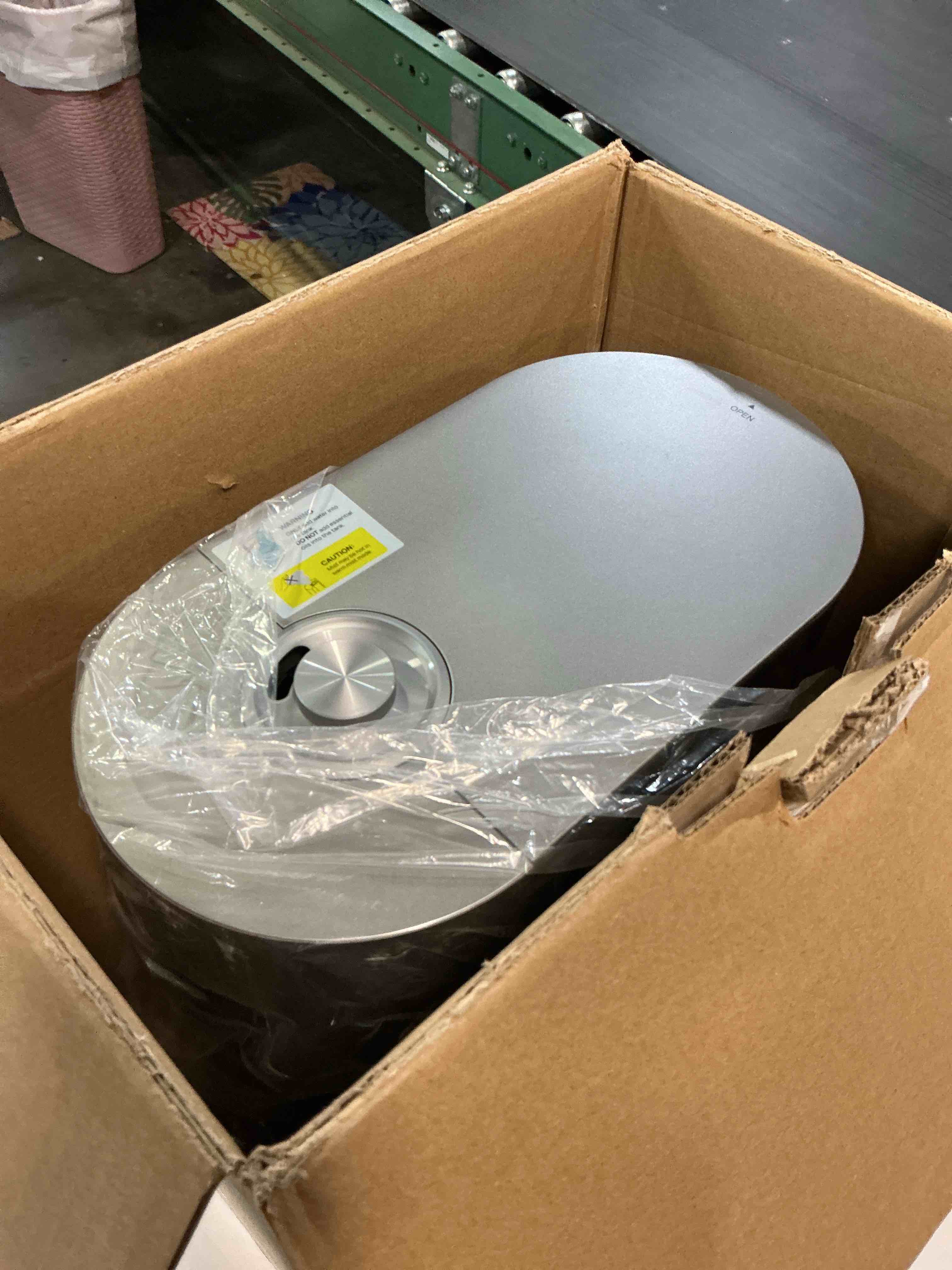 Condition photo showing Good Condition for DREO 6L Humidifiers for Bedroom, Smart Warm & Cool Mist for Large Room, 60Hr Quiet Runtime for Baby, Plant, Humidity Sensor, Indicator Light, 12H Timer, Google/Alexa, HM713S Silver