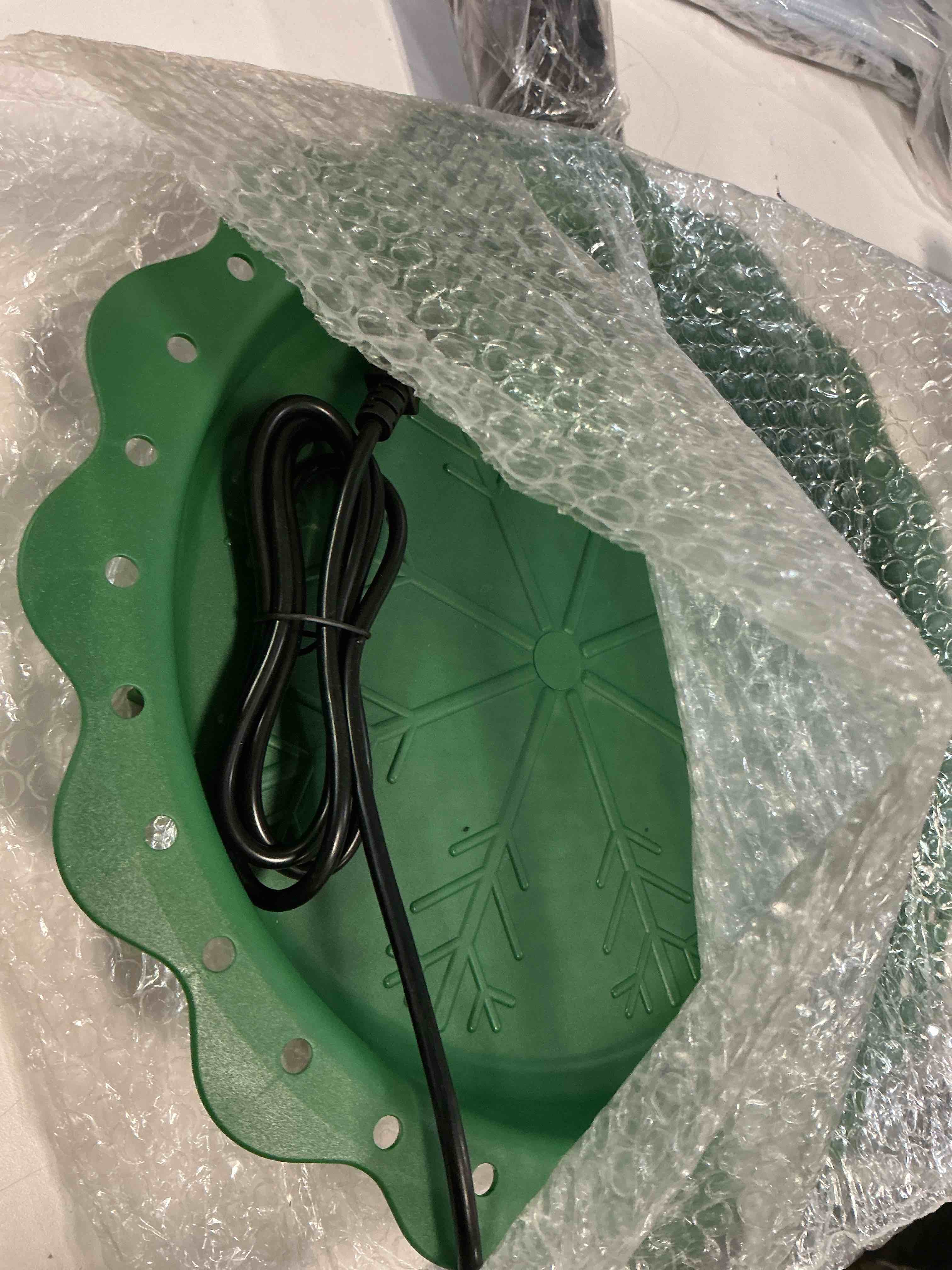 Condition photo showing Good Condition for Heated Bird Bath for Outside Winter, Powerful 100W Thermostat Control Heated Bird Baths for Outdoors with 3 Metal Extension Screws, Heated Birdbath Water Heater for Garden Yard Patio Lawn(Green)