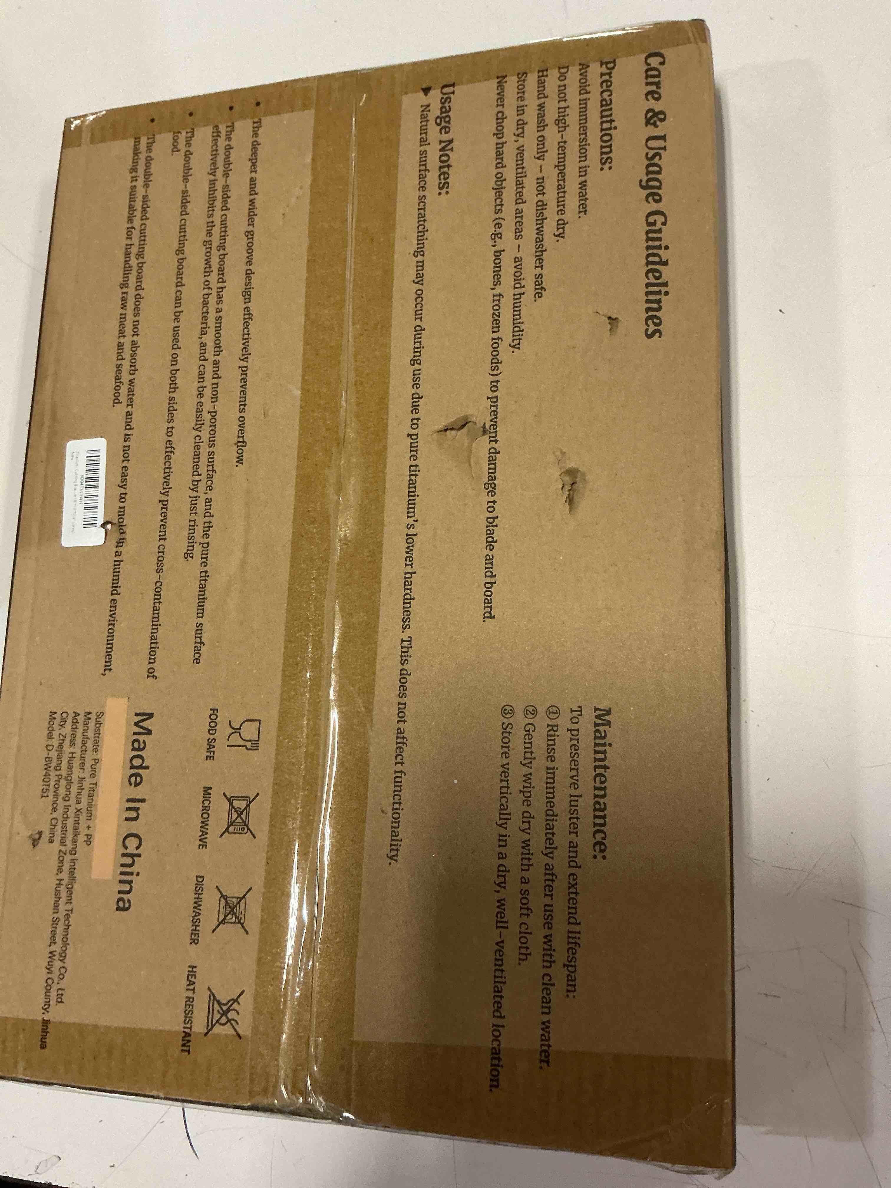 Condition photo showing New/Like New for Titanium Cutting Board for Kitchen, Cutting Boards Non Toxic Double Sided Metal Pure Titanium and Wheat Straw PP Chopping Board Food Grade Easy to Clean Large Size 16"*10"*0.9"(Grey) Gray